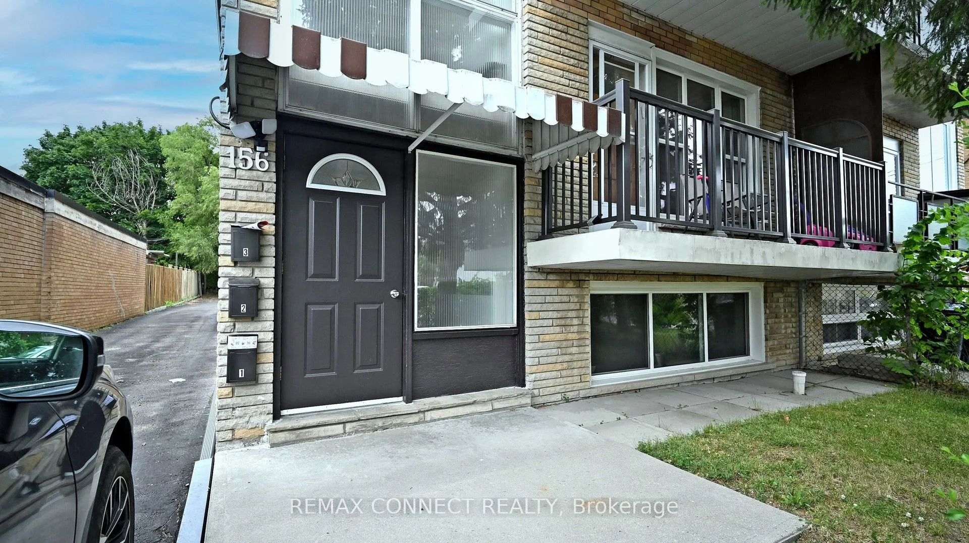 Triplex For Lease | C13161310