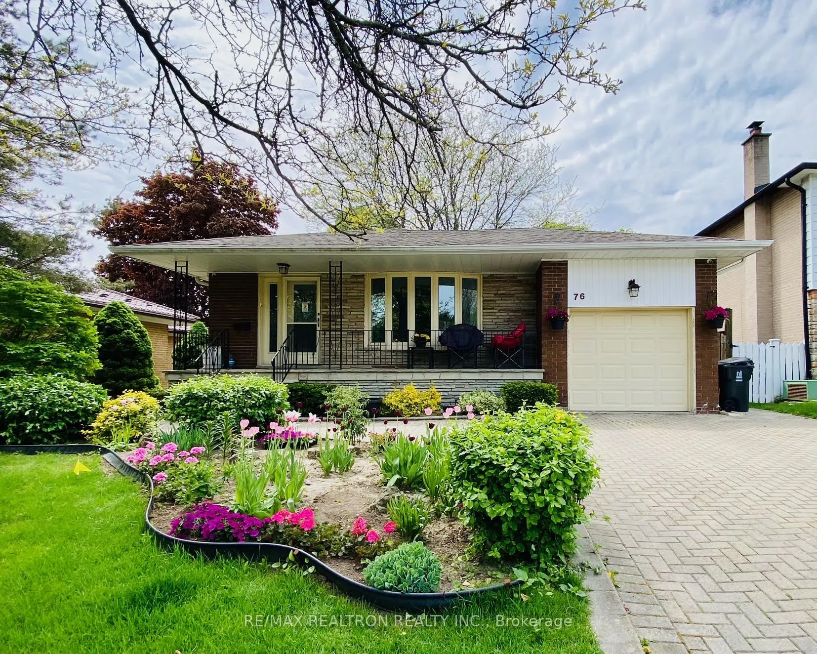 Detached Home For Lease | C13161362