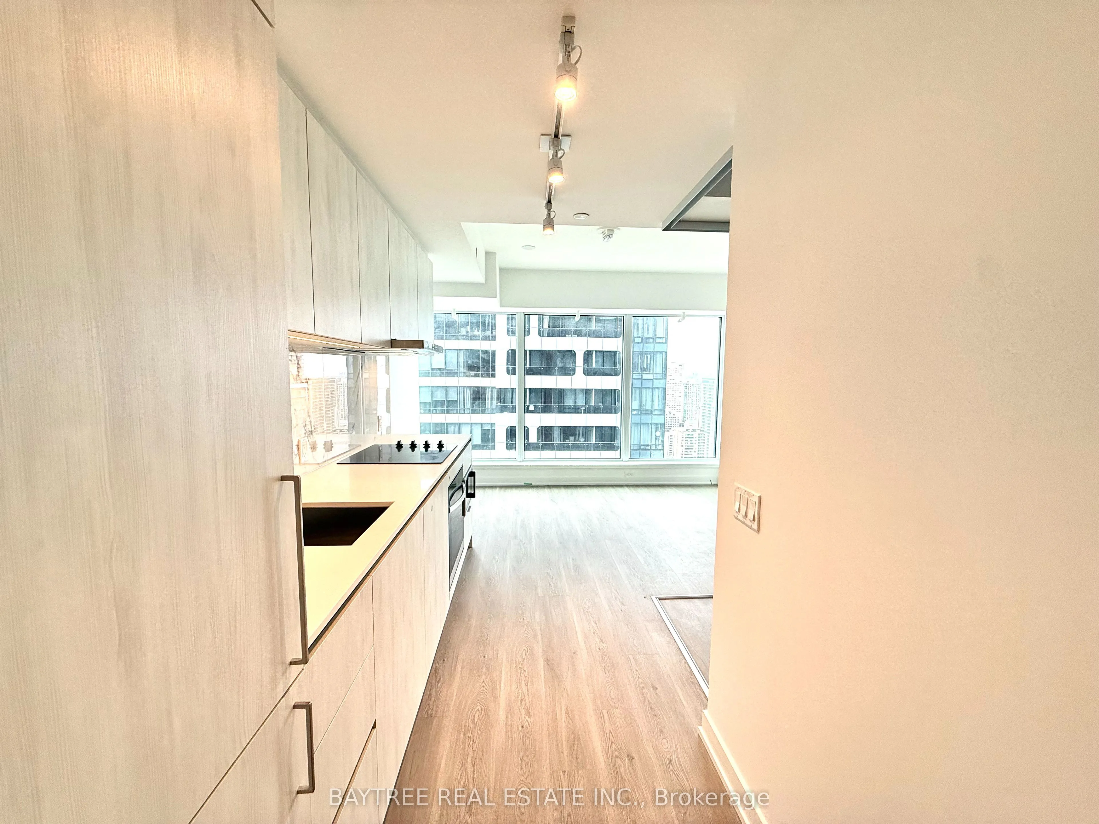 Property For Lease | C13164768