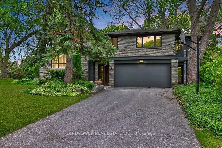 Detached Home For Sale | C13165520