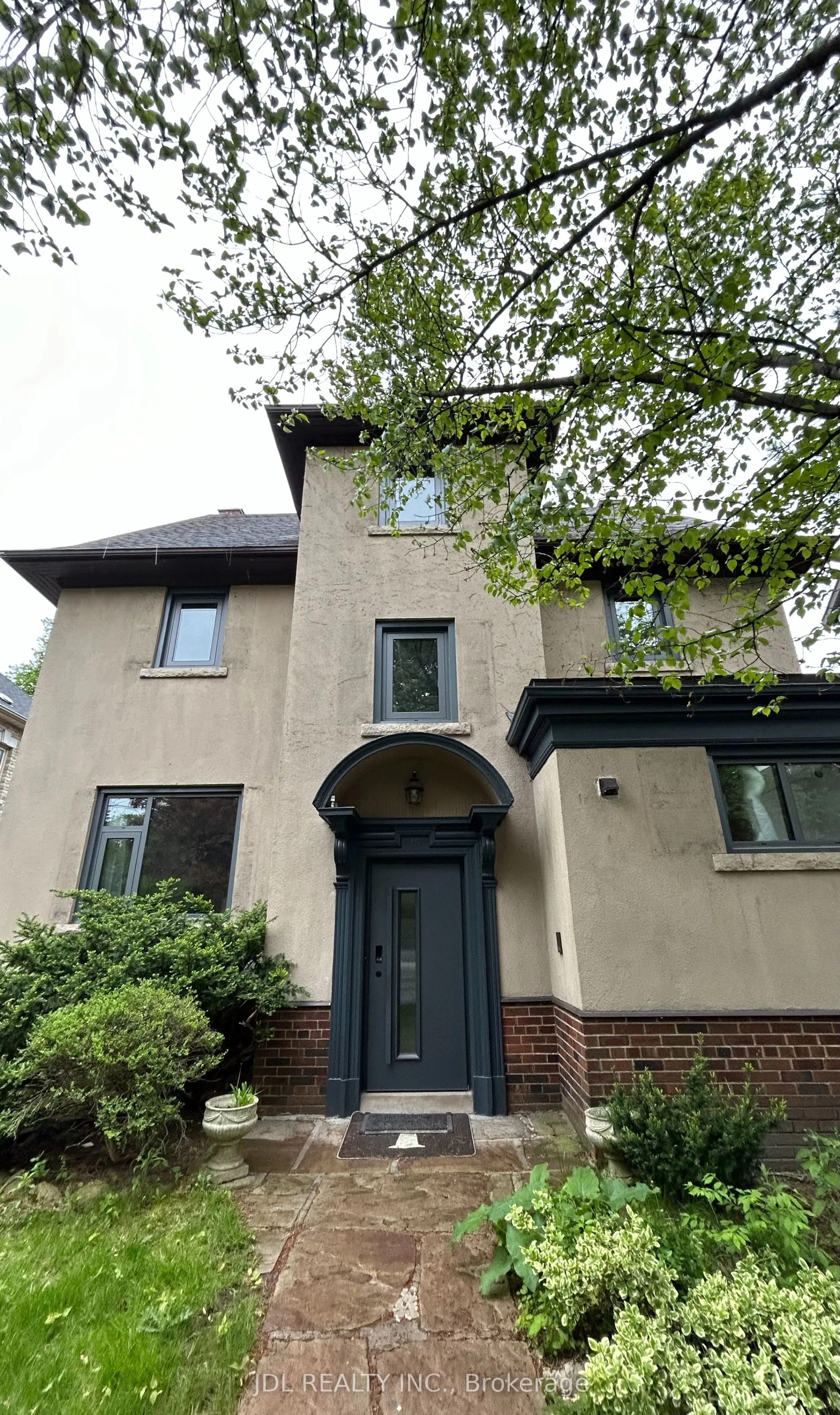 Detached Home For Lease | C13167110