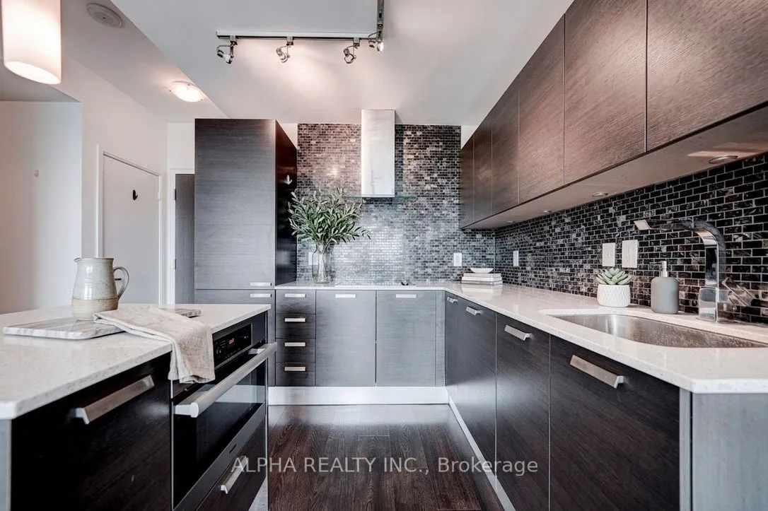 Property For Lease | C13167298