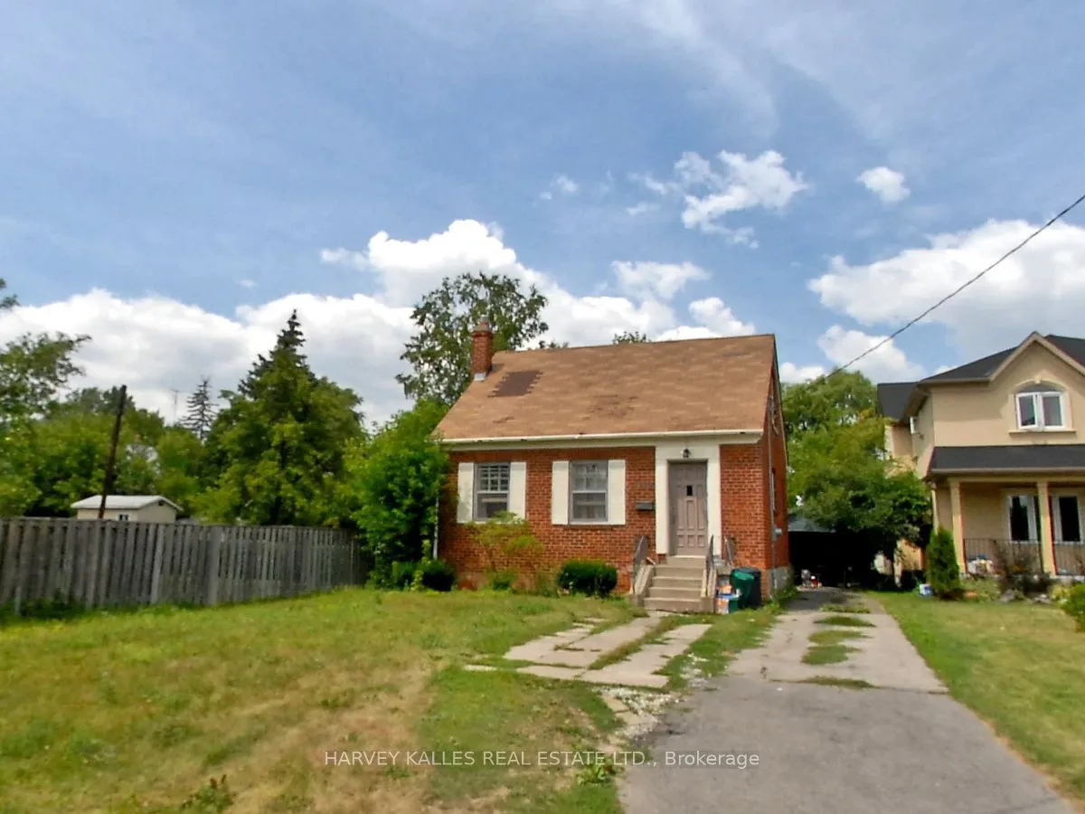 Duplex For Sale | C13170360