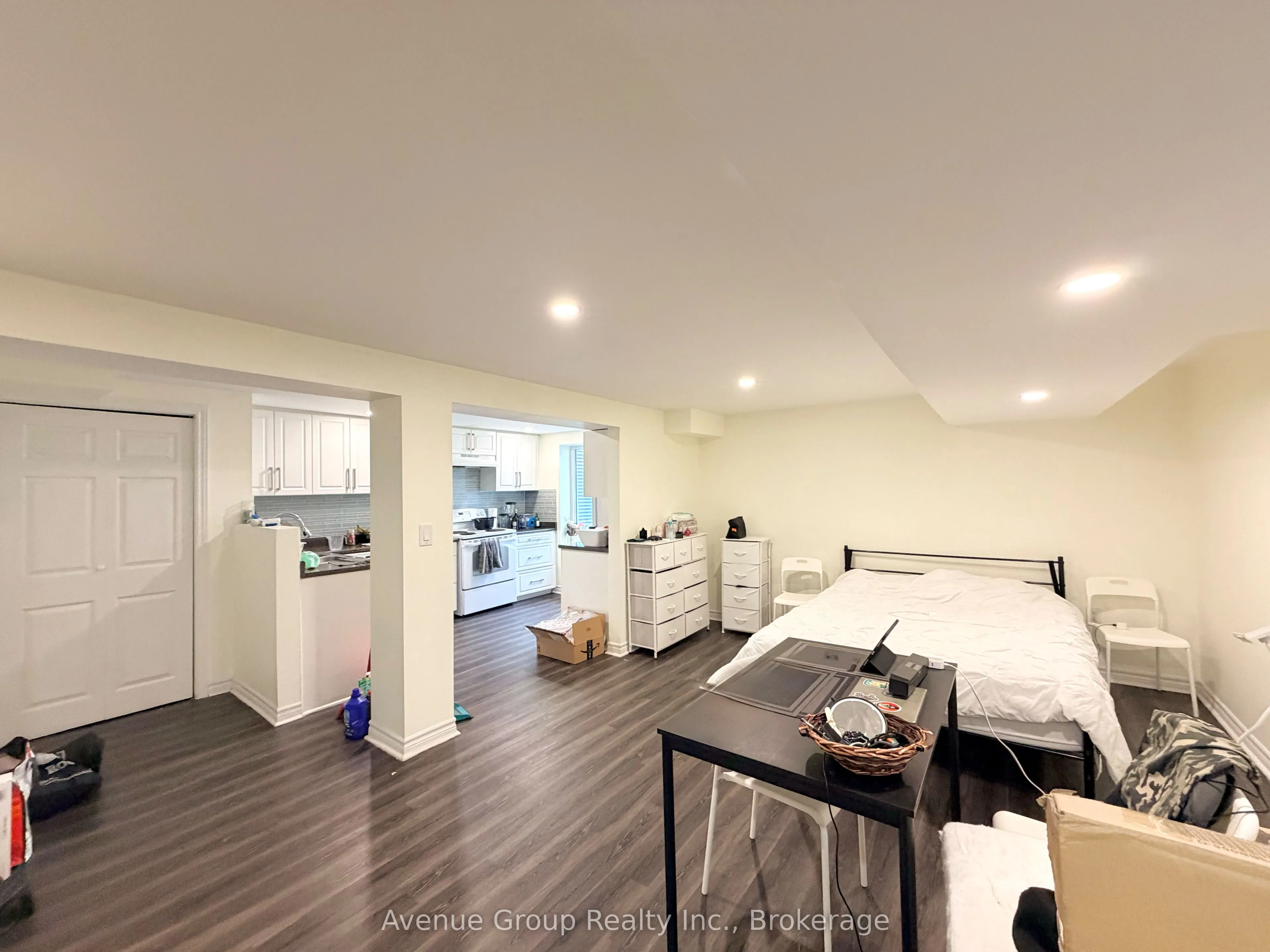 Semi-Detached Home For Lease | C13170474