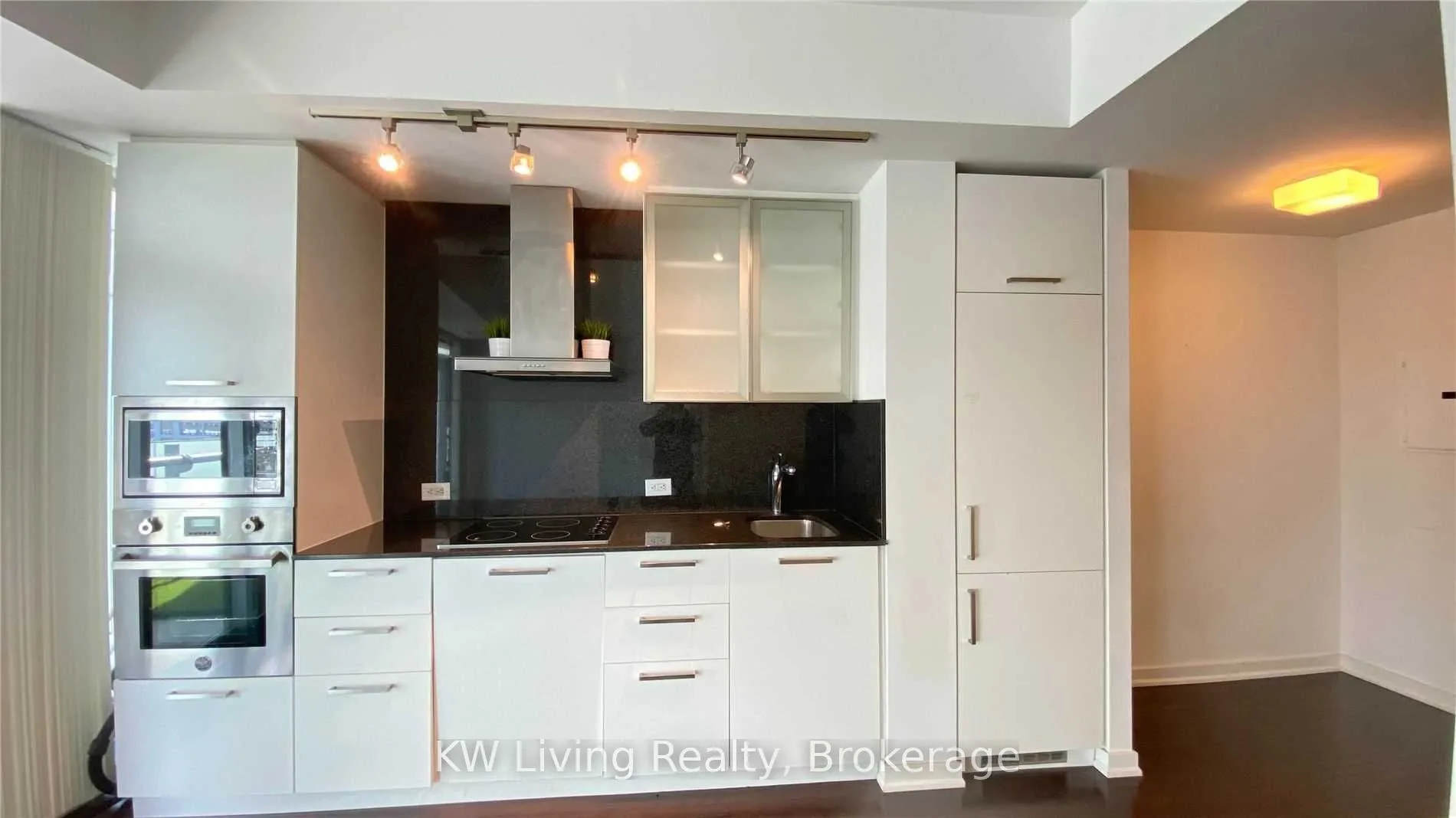 Property For Lease | C13171246