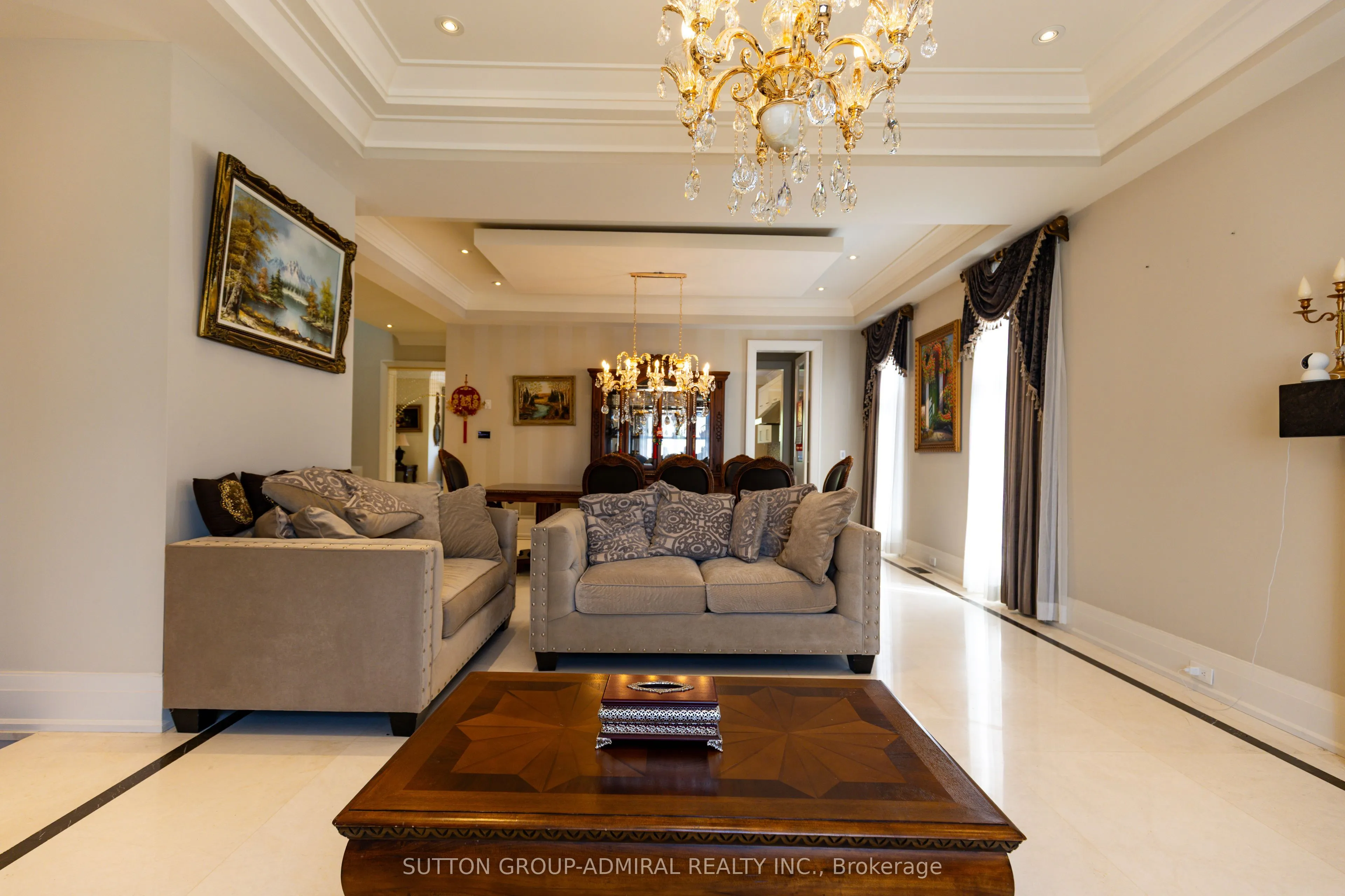 Detached Home For Lease | C13171642