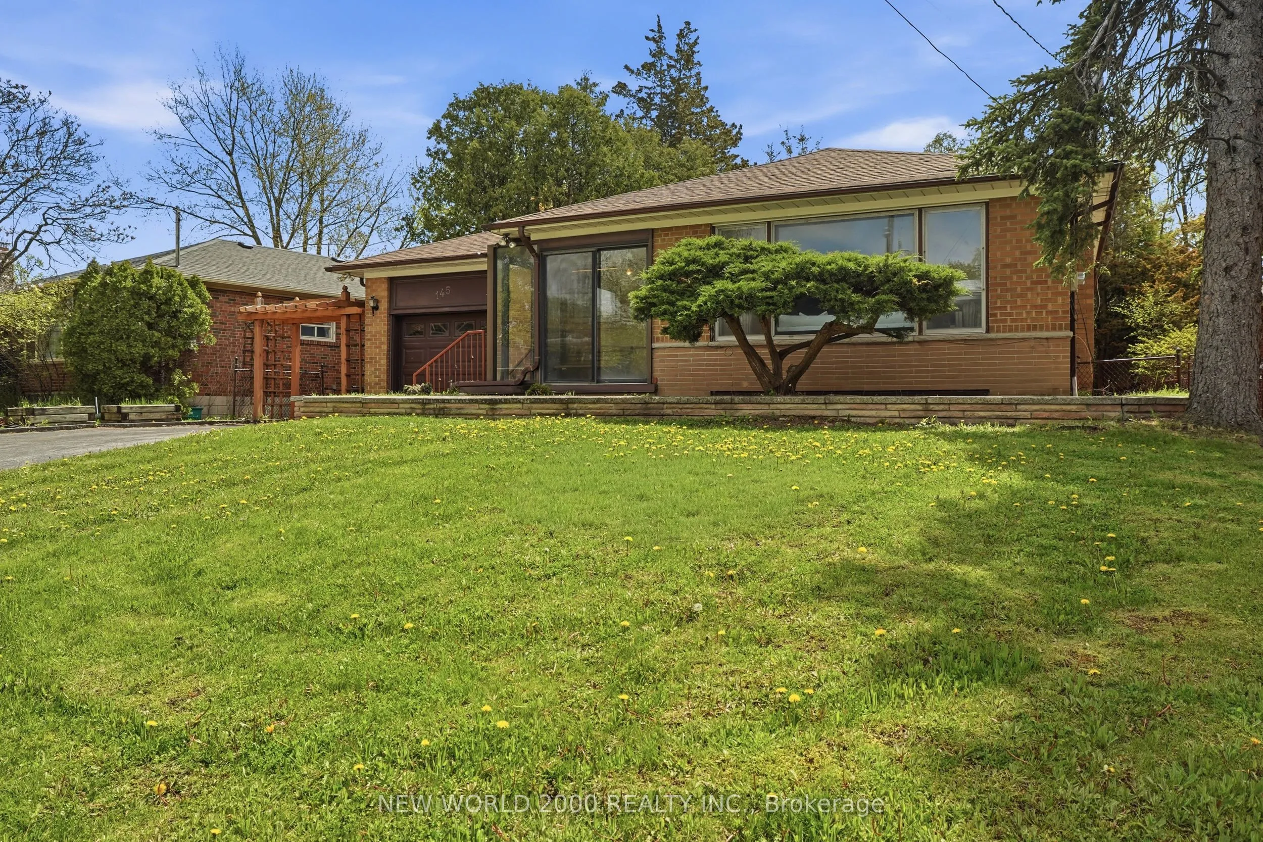 Detached Home For Sale | C13172402