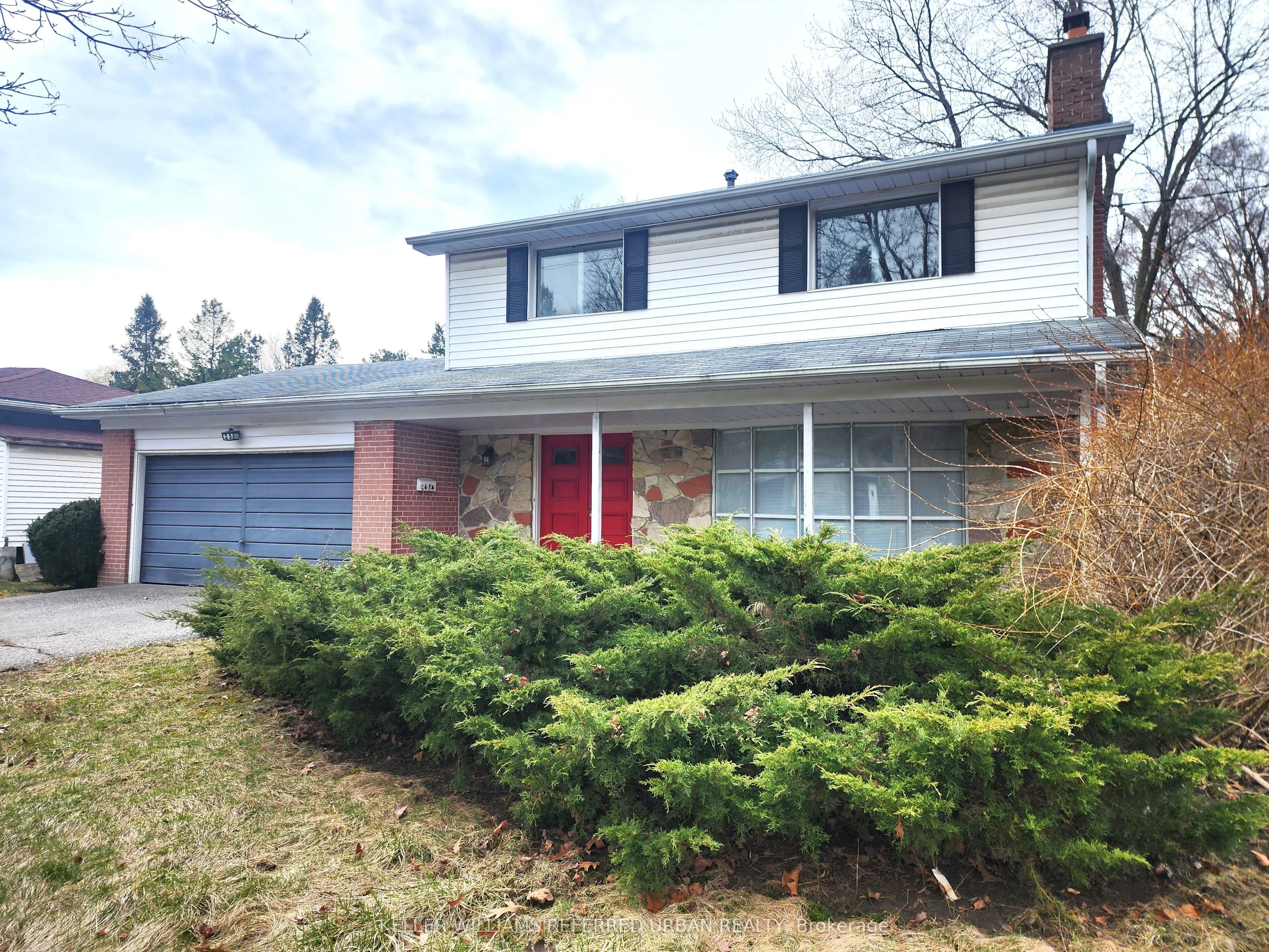 Detached Home For Lease | C13173982