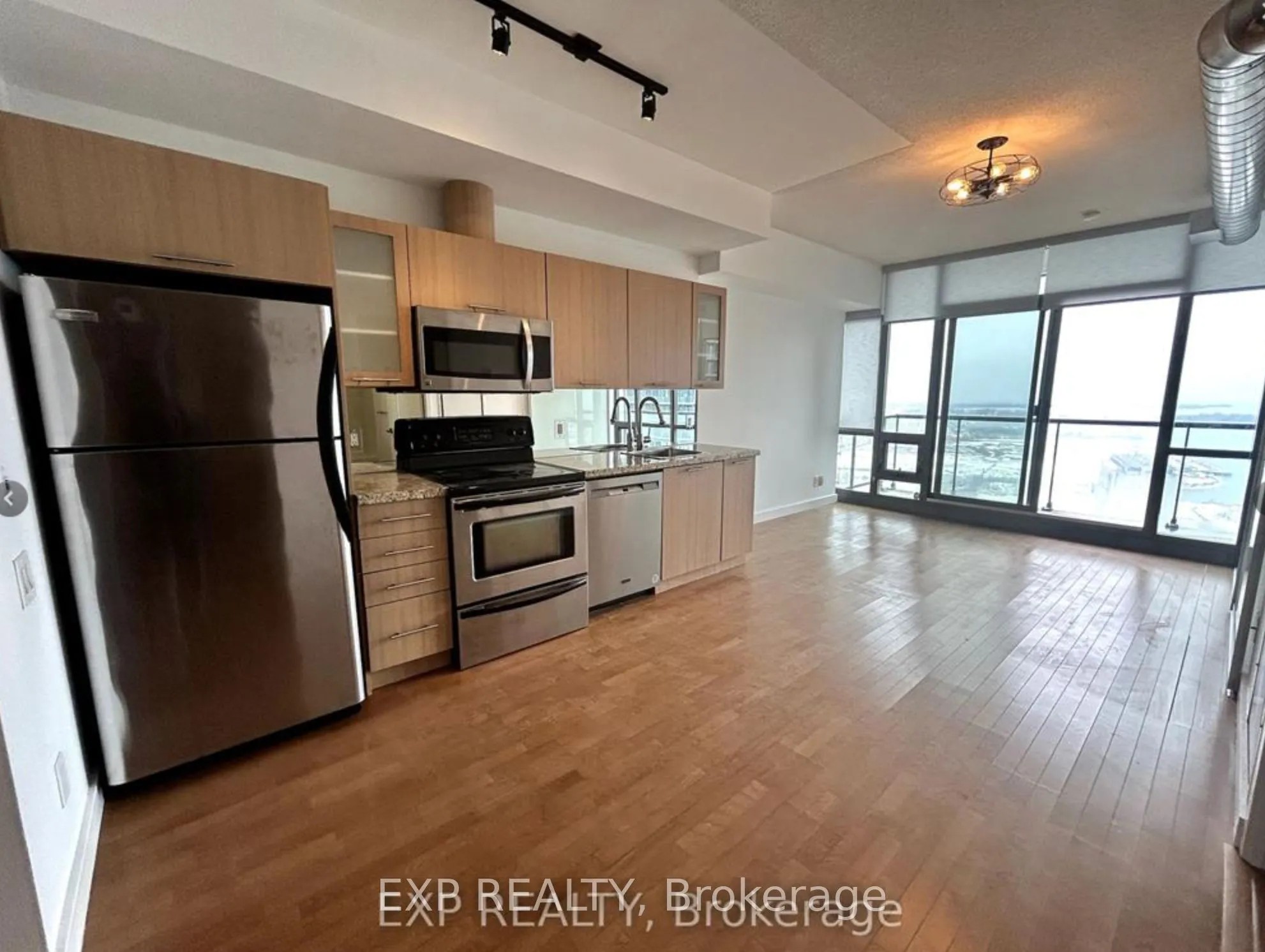 Property For Lease | C13175584
