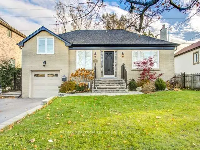 Detached Home For Lease | C13176944