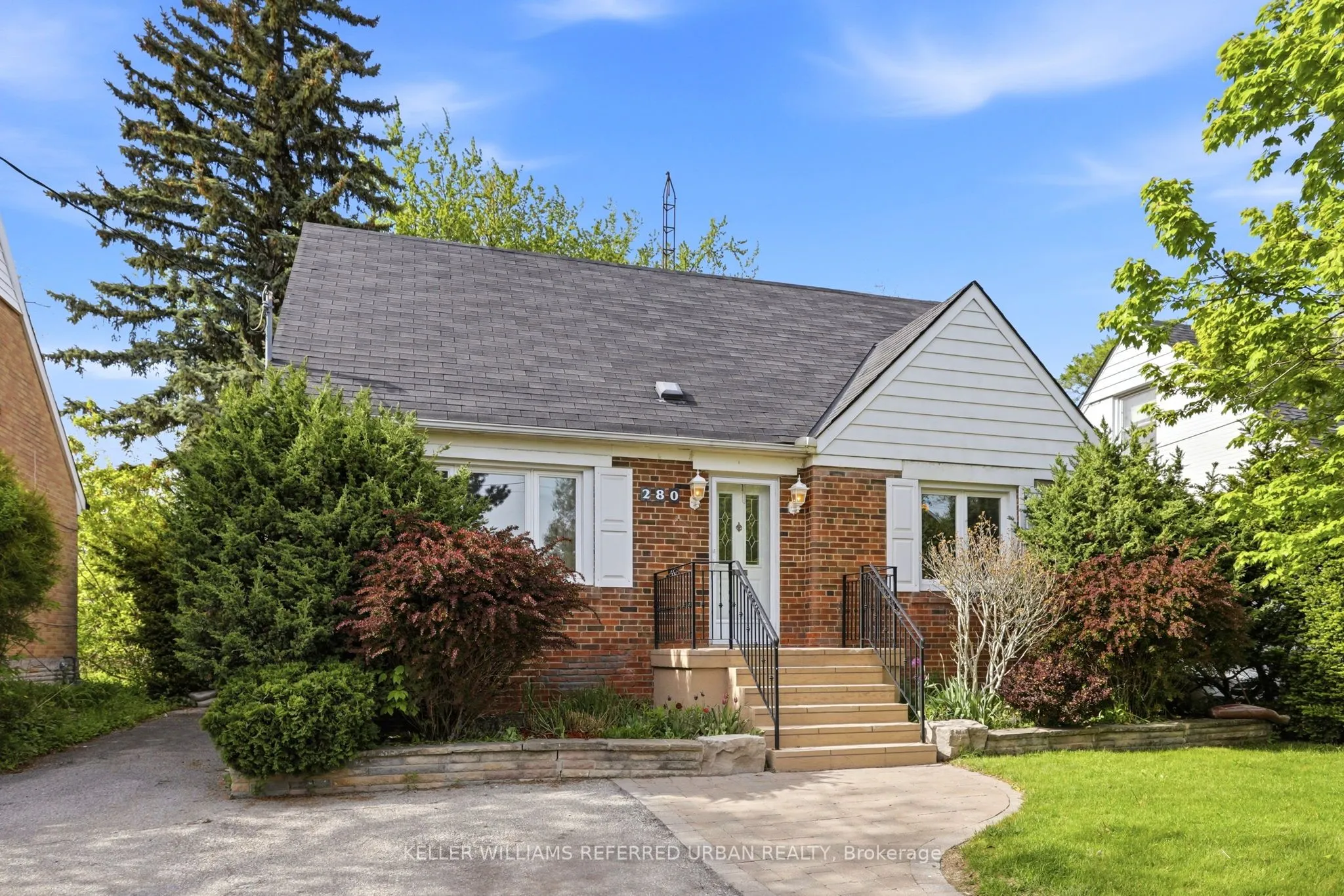 Detached Home For Sale | C13188532