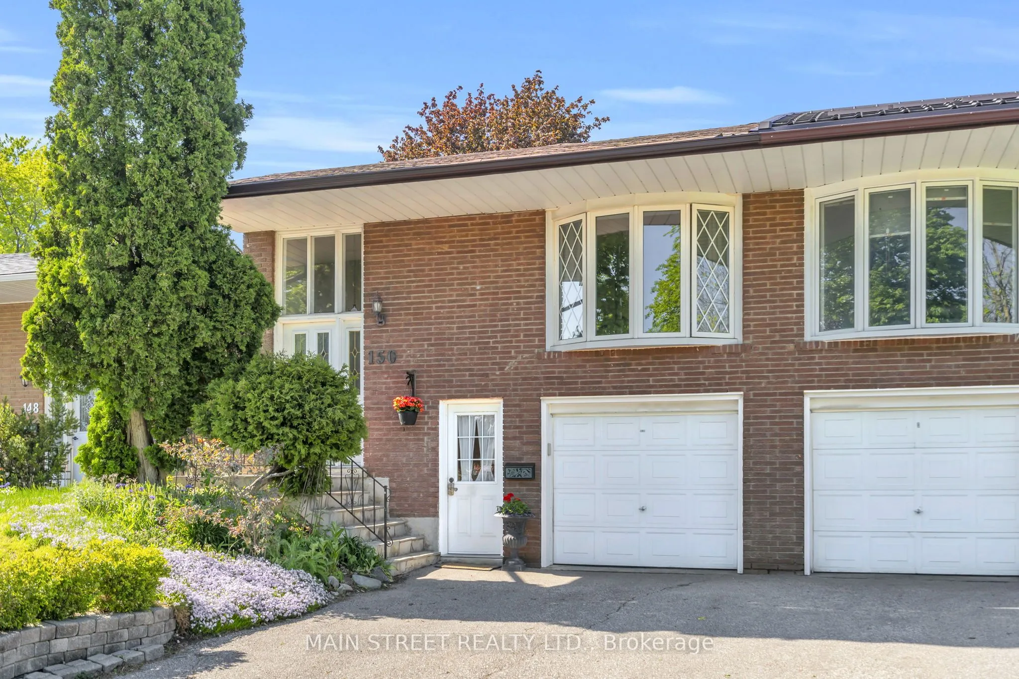Semi-Detached Home For Sale | C13188786