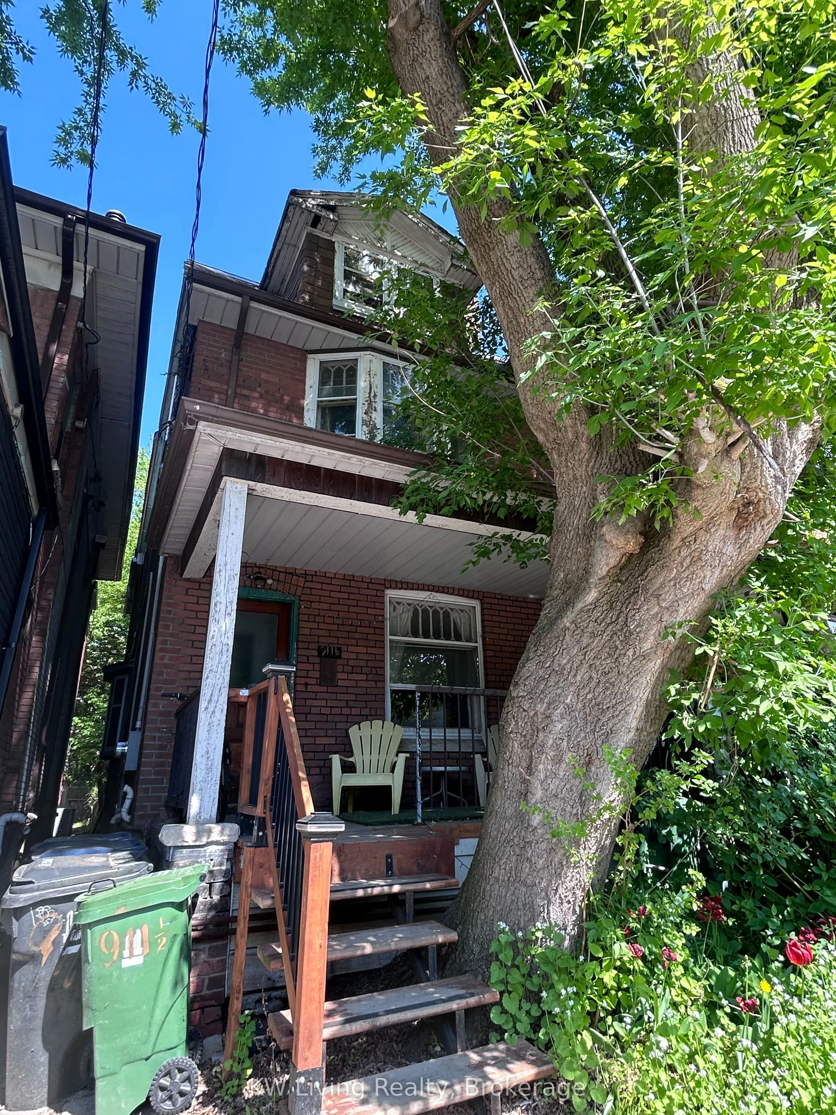 Triplex For Sale | C13189076