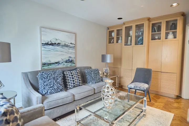 104 Almore Avenue, Toronto C06, ON M3H 2H5