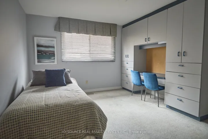 104 Almore Avenue, Toronto C06, ON M3H 2H5