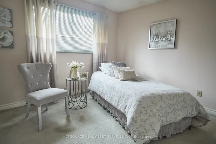 104 Almore Avenue, Toronto C06, ON M3H 2H5