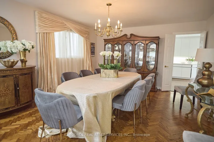 104 Almore Avenue, Toronto C06, ON M3H 2H5