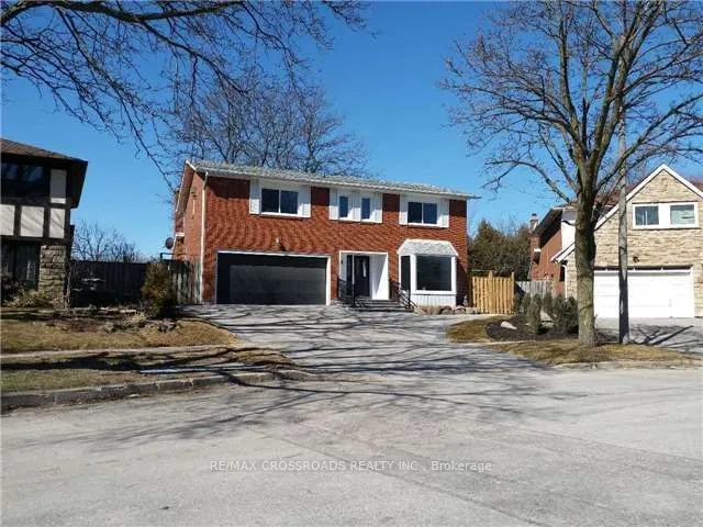 Detached Home For Lease | C13203268