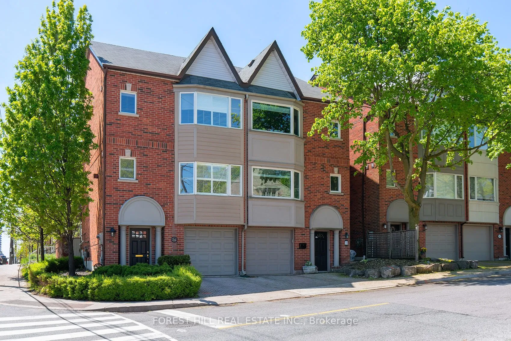Semi-Detached Home For Sale | C13208126