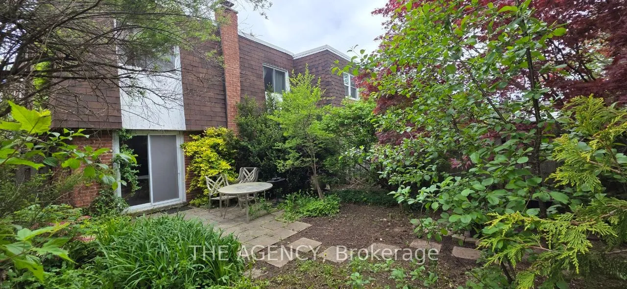 Semi-Detached Home For Lease | C13210044