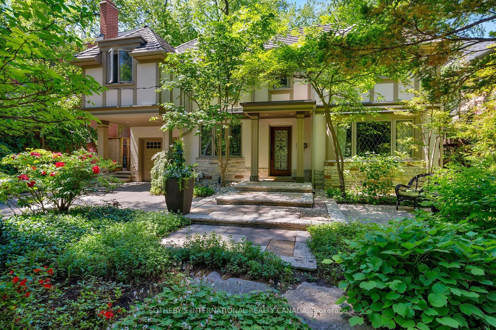 Detached Home For Sale | C13214936