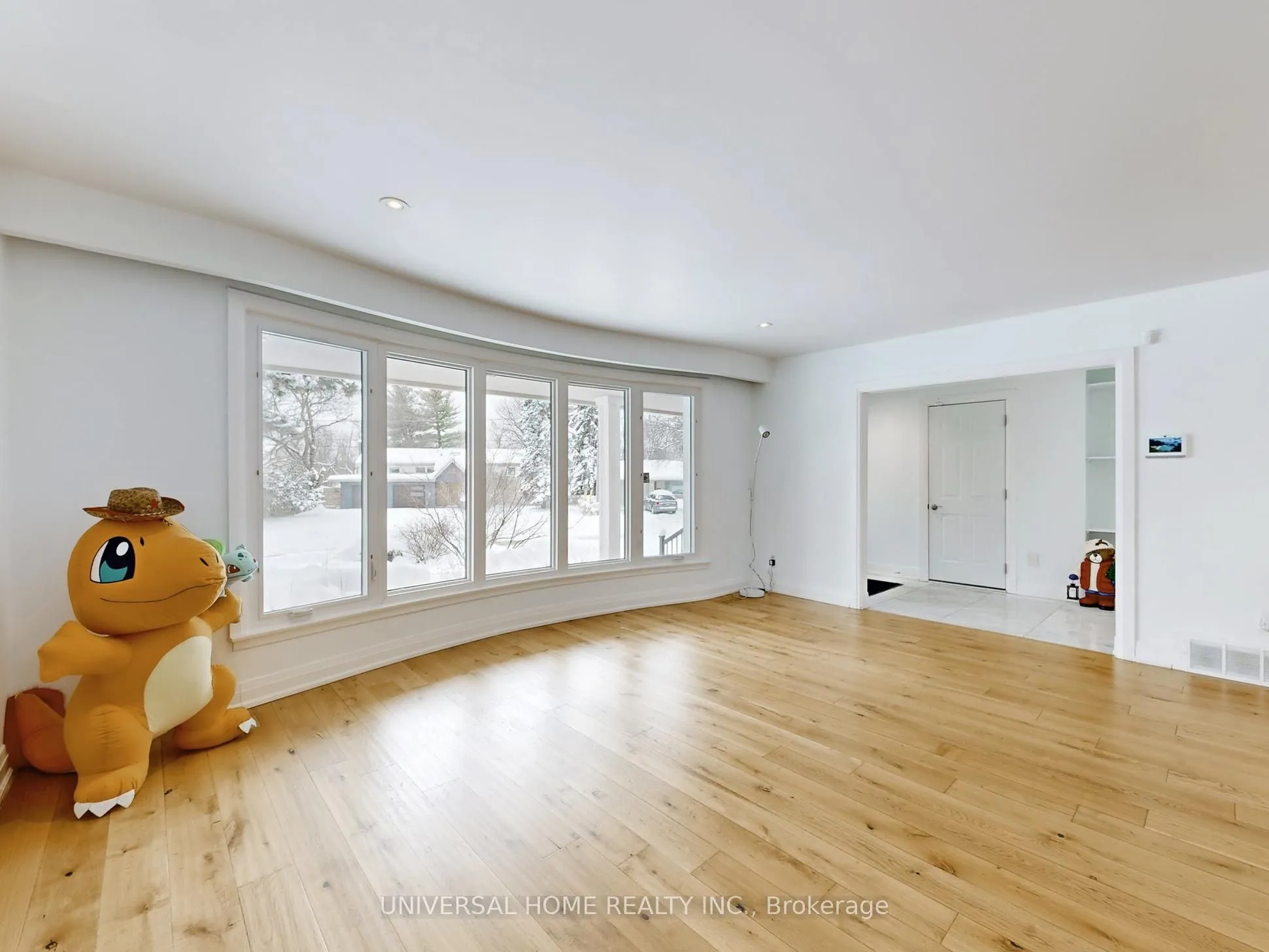 Detached Home For Sale | C13217240