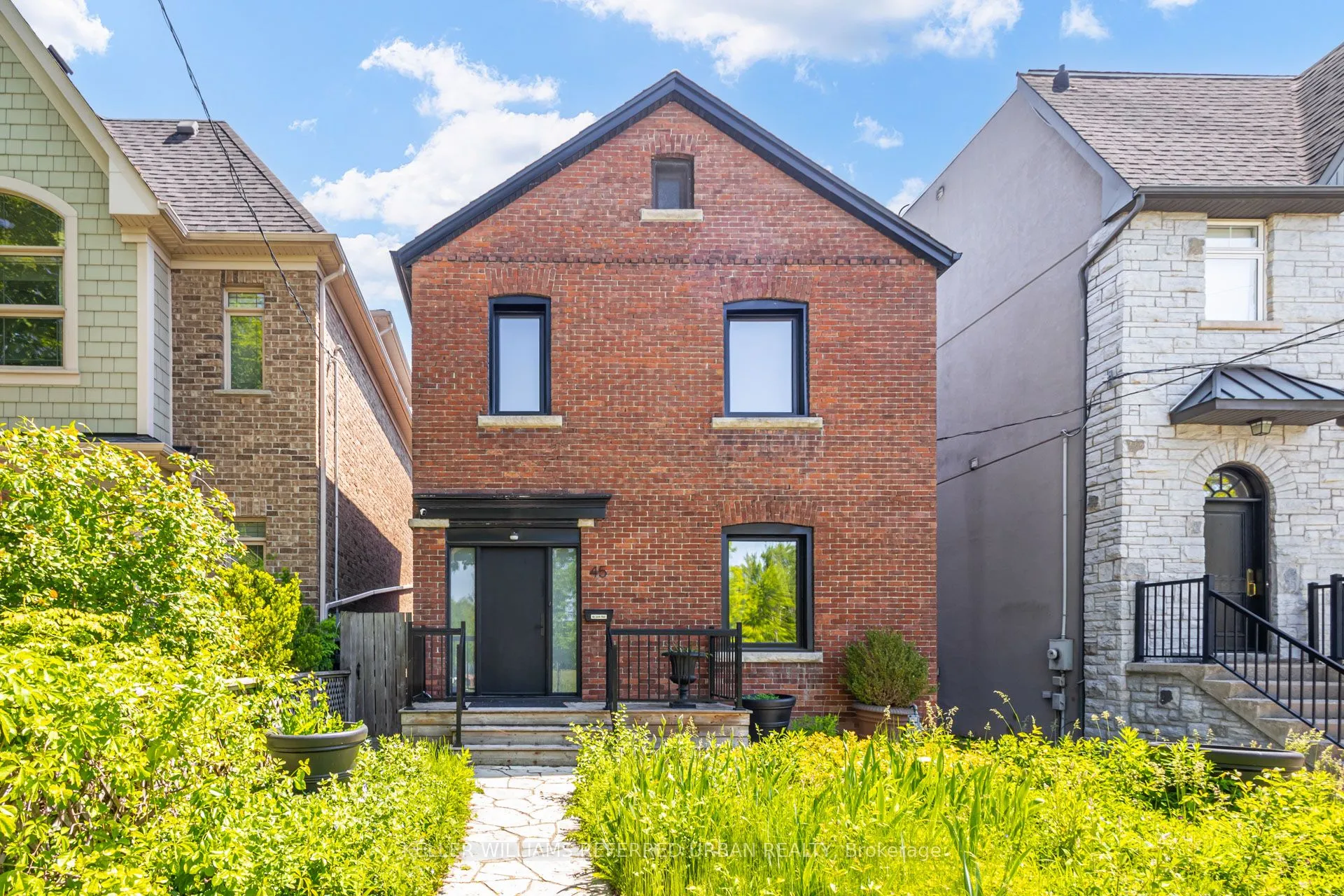 Detached Home For Lease | C13218424