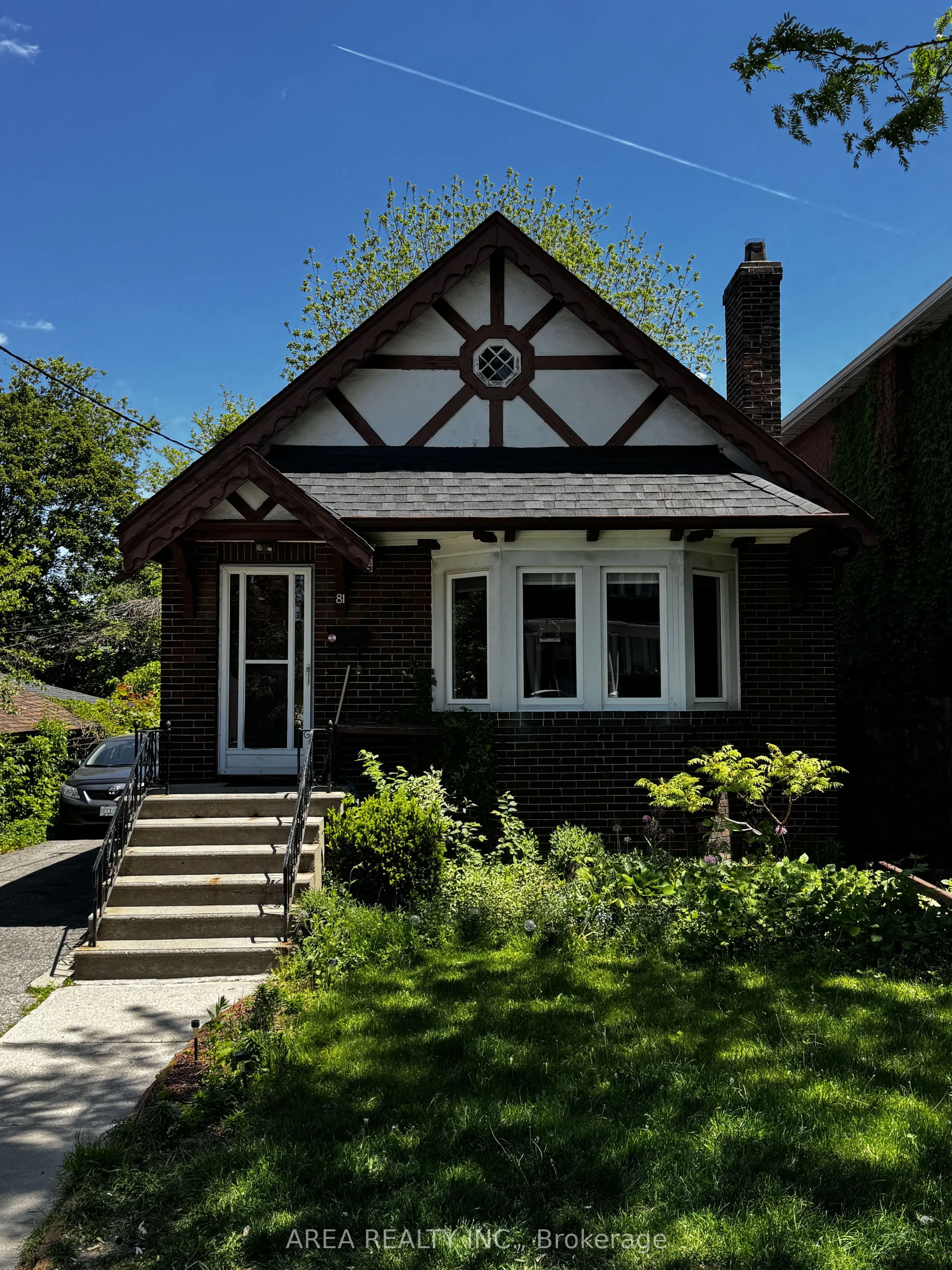Detached Home For Lease | C13219352
