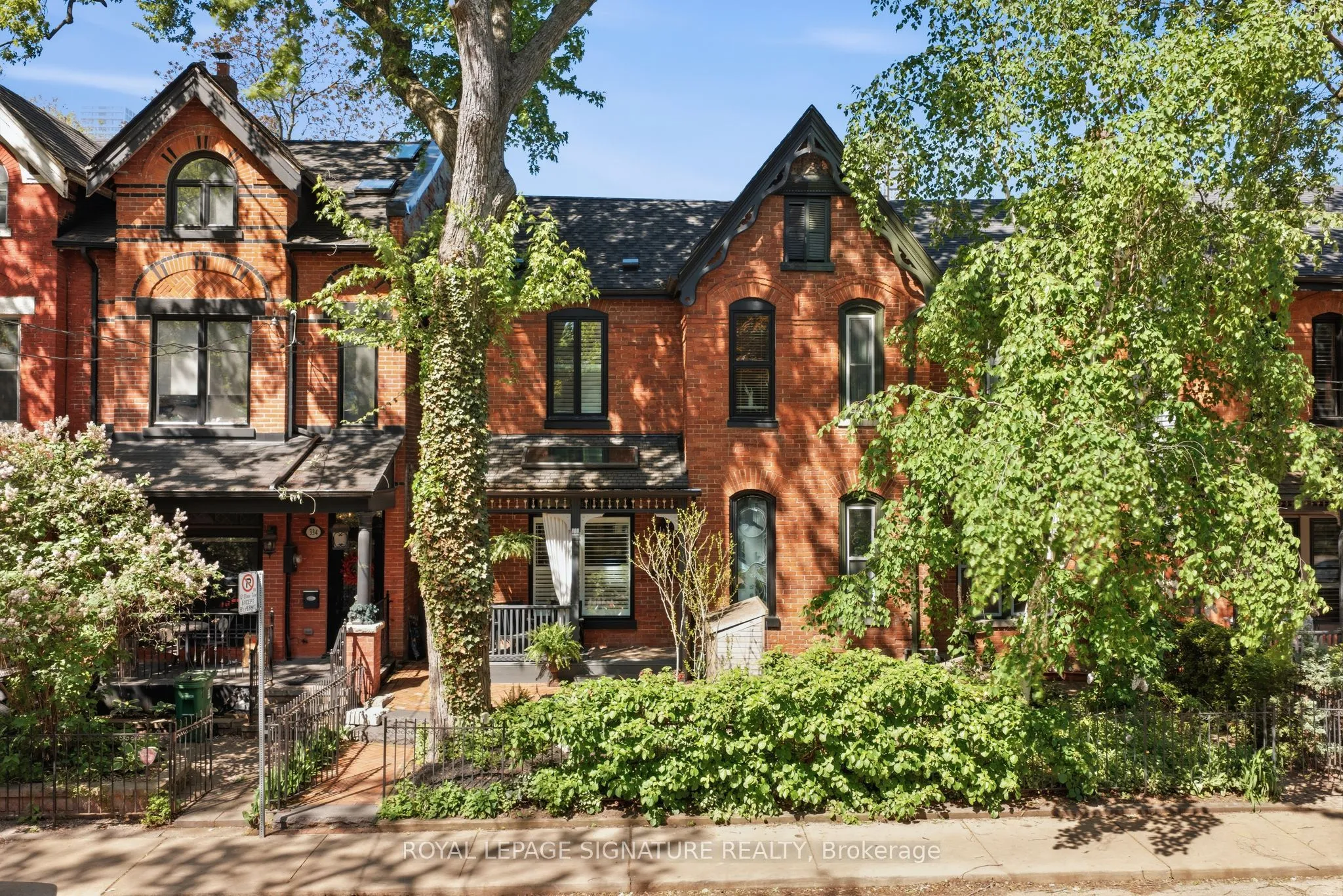 Semi-Detached Home For Sale | C13220246