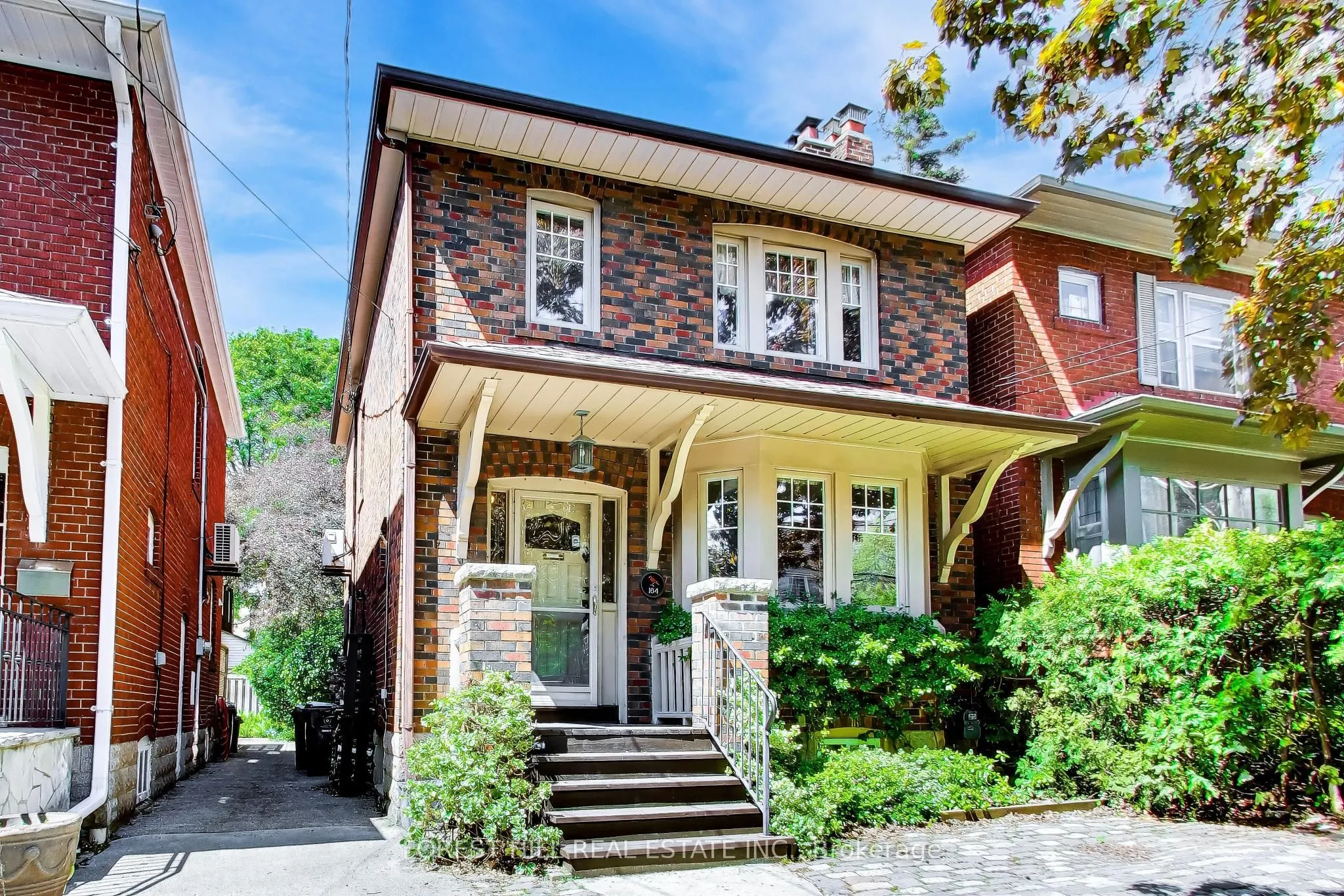 Detached Home For Sale | C13221208