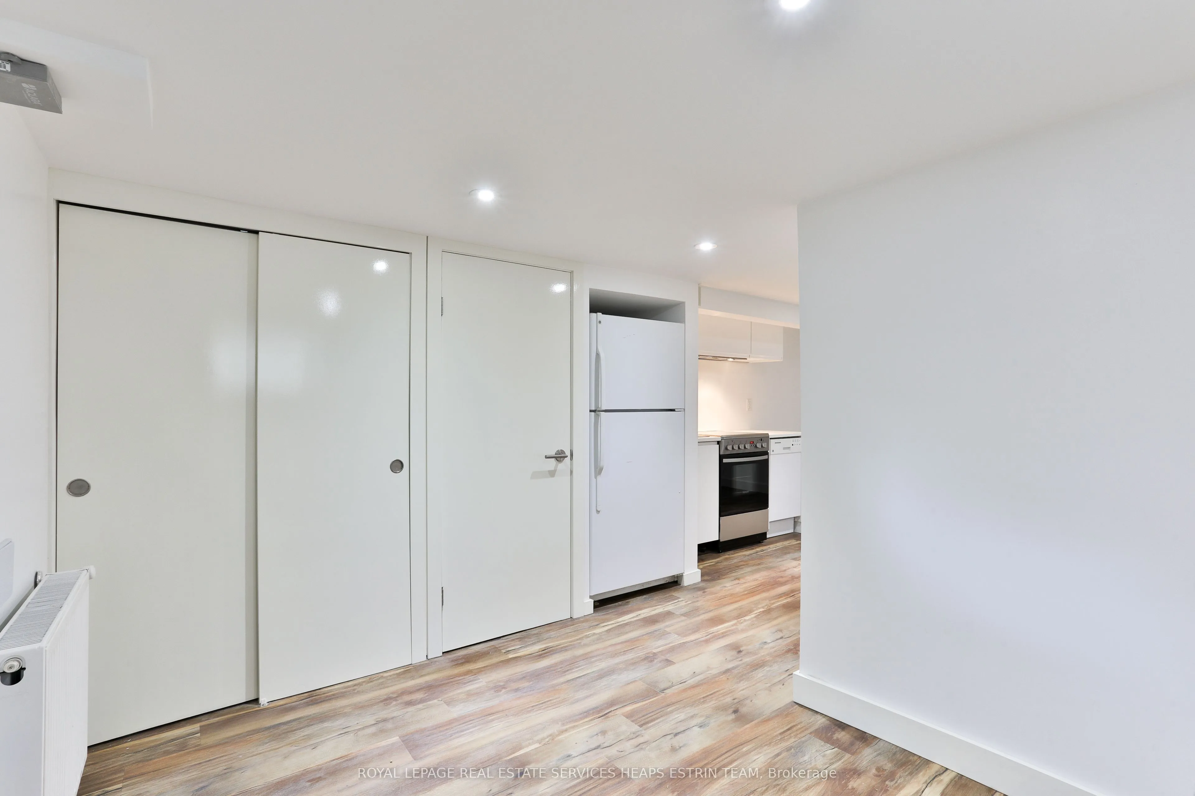 Semi-Detached Home For Lease | C13221344