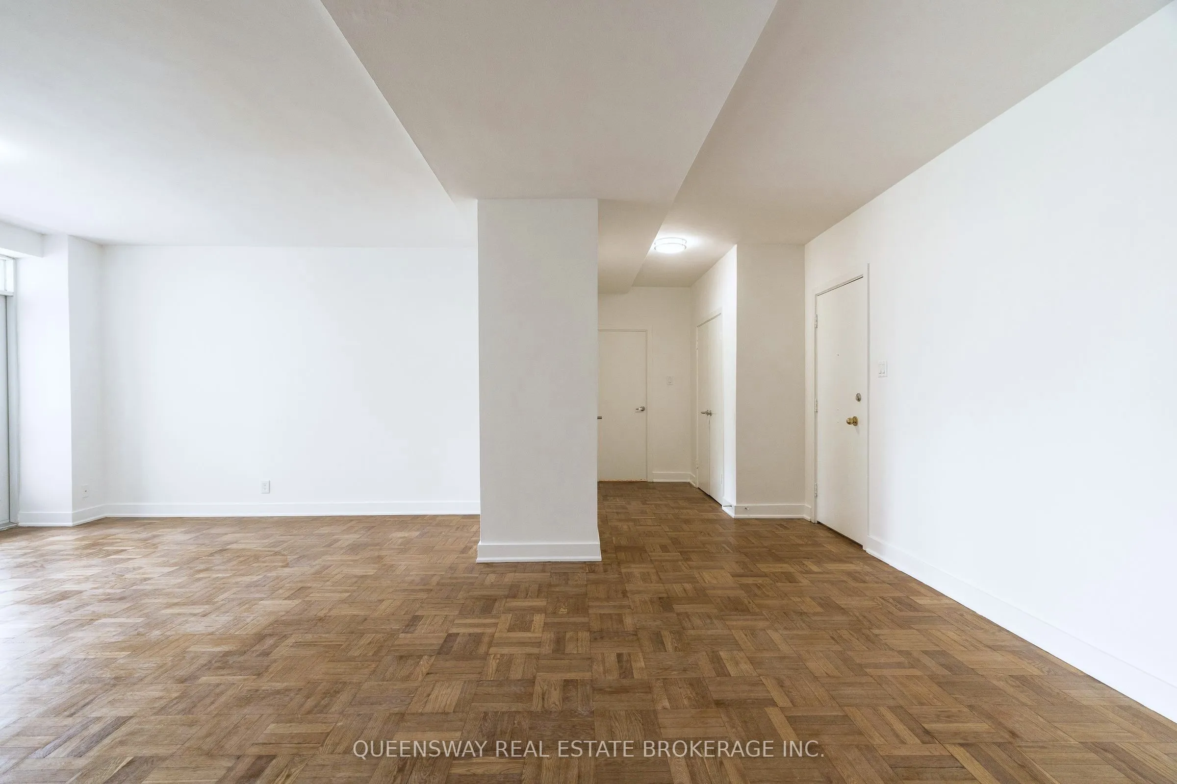 Multiplex For Lease | C13225008