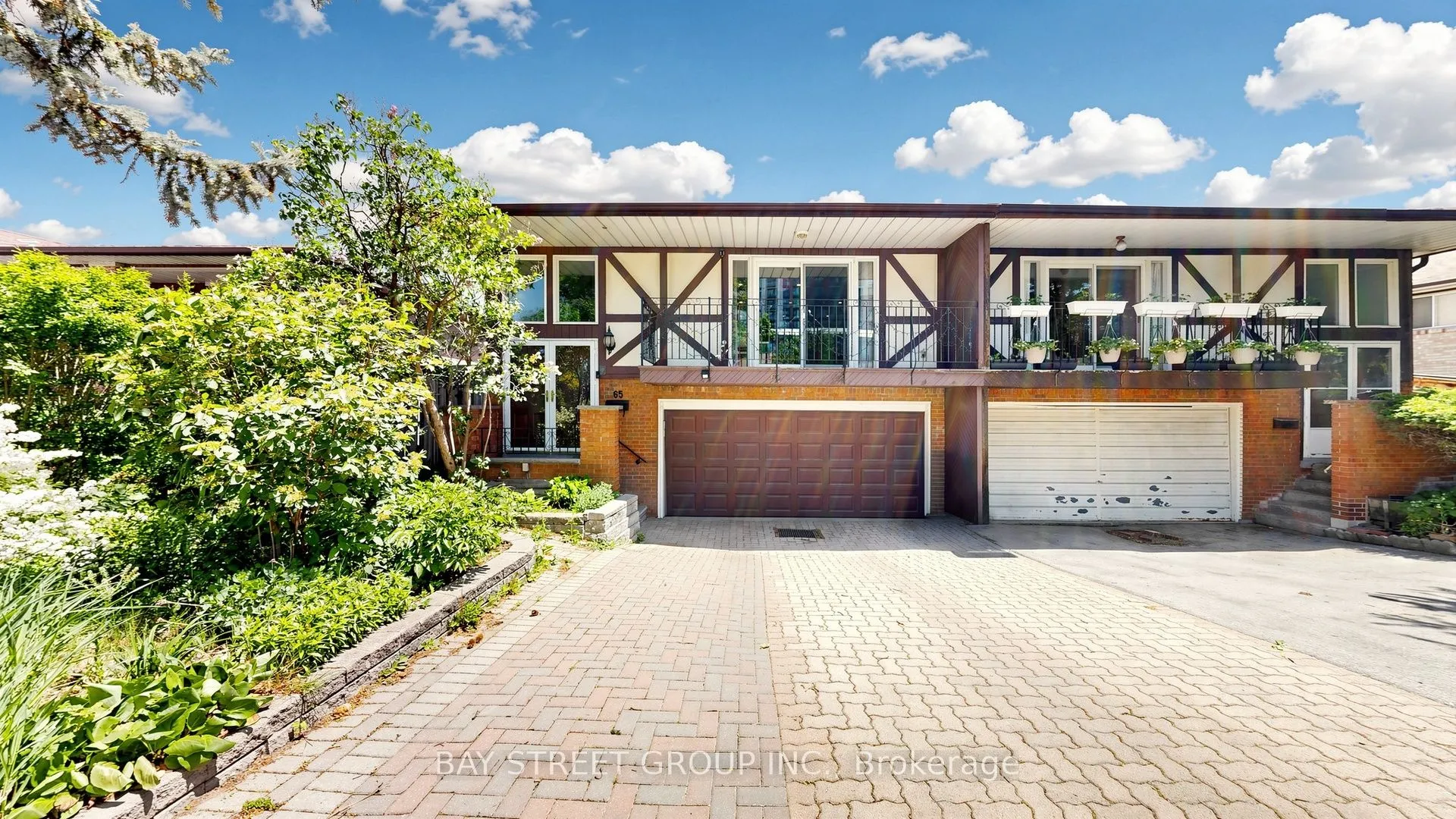 Semi-Detached Home For Lease | C13225746