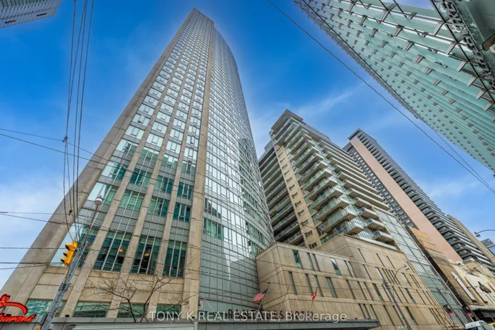 210 Victoria Street, Toronto C08, ON M5B 2R3