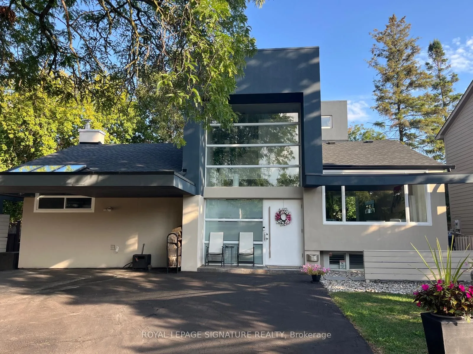 Detached Home For Sale | C13226408