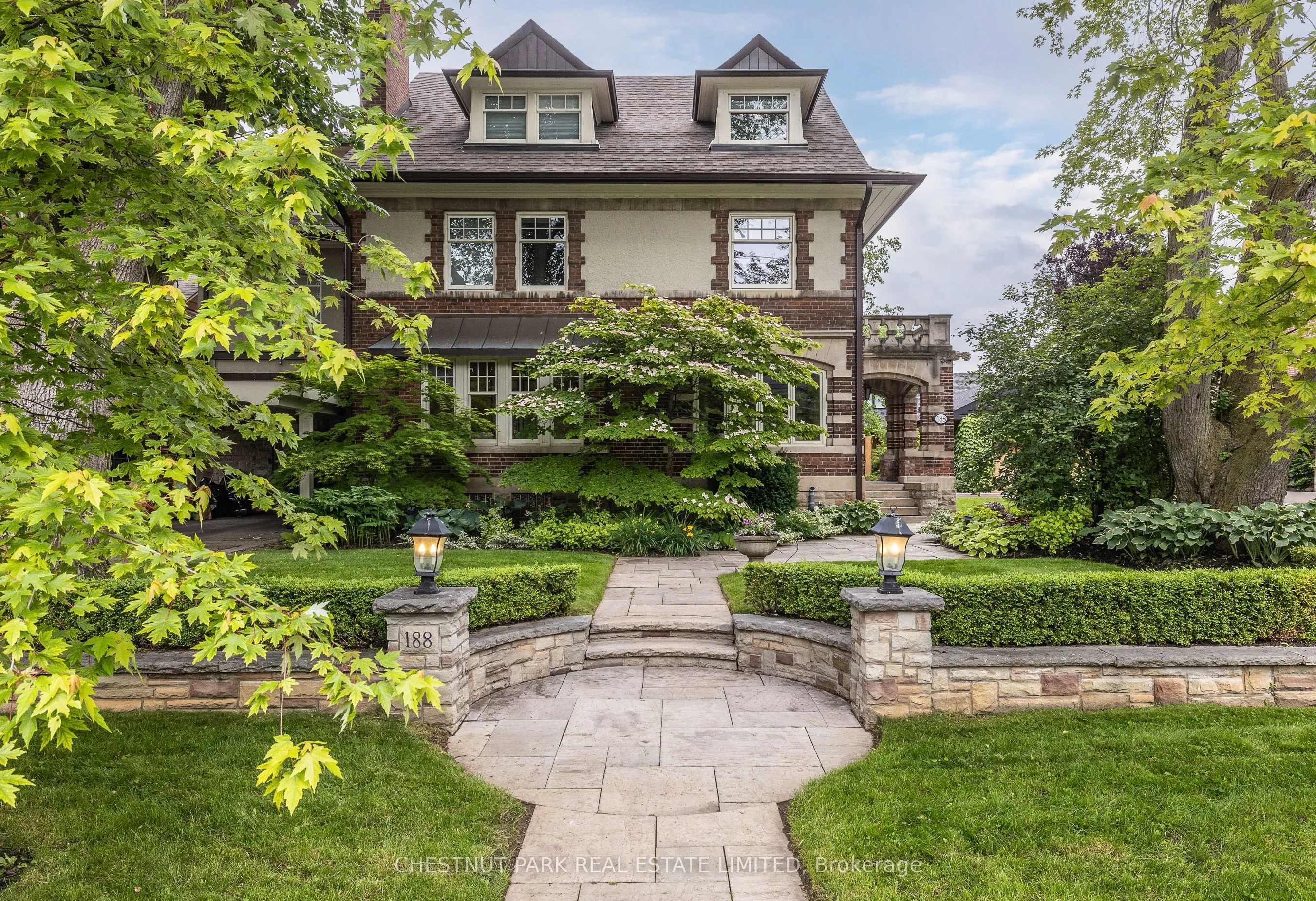 Detached Home For Sale | C13226646