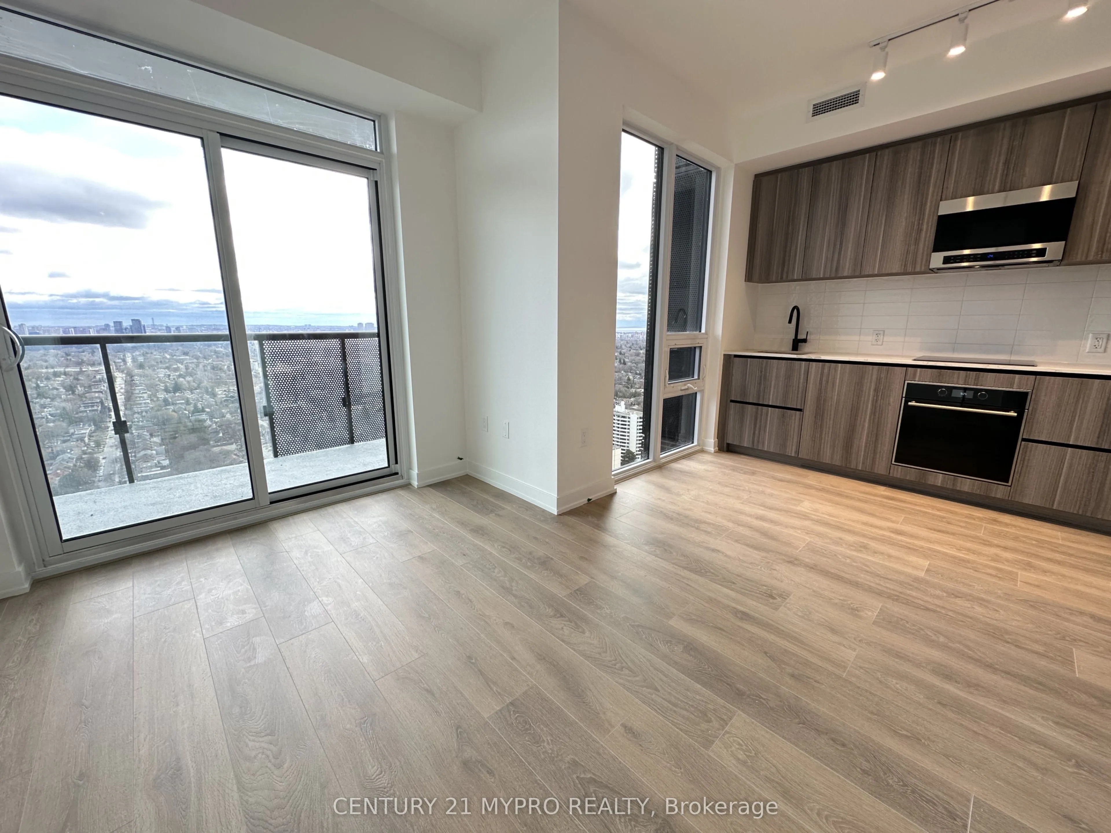 Property For Lease | C13227662
