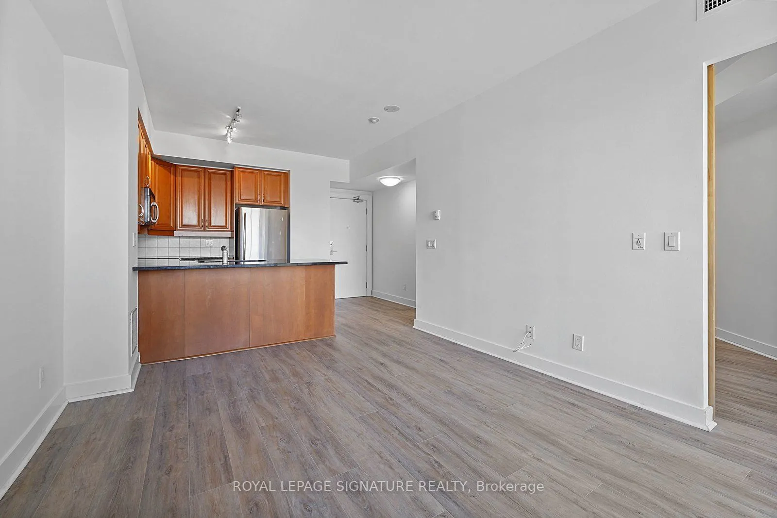 Property For Lease | C13229904