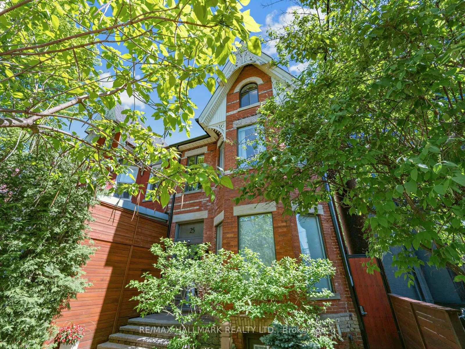 Duplex For Sale | C13231124