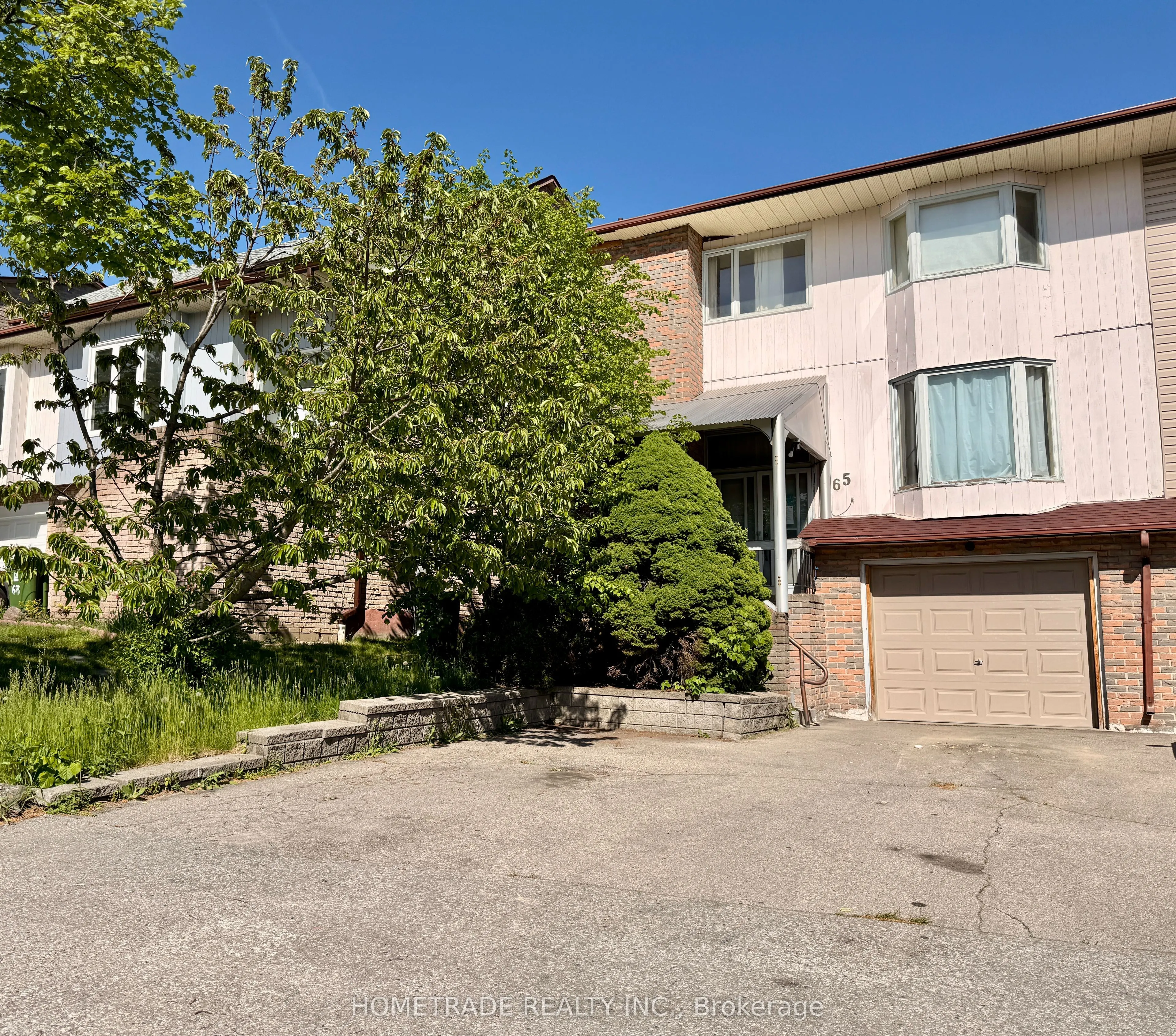 Semi-Detached Home For Sale | C13231658