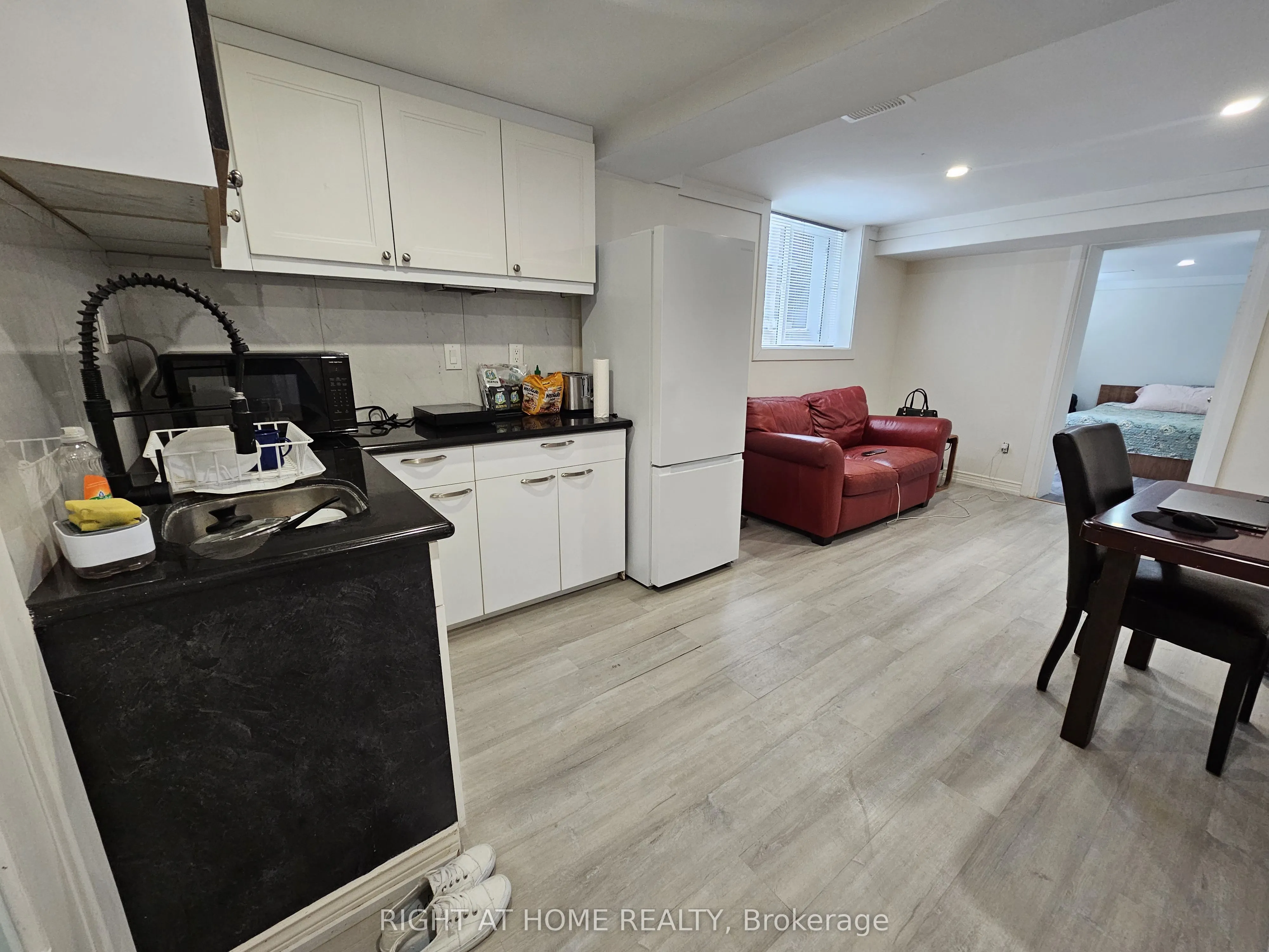 Detached Home For Lease | C13232988