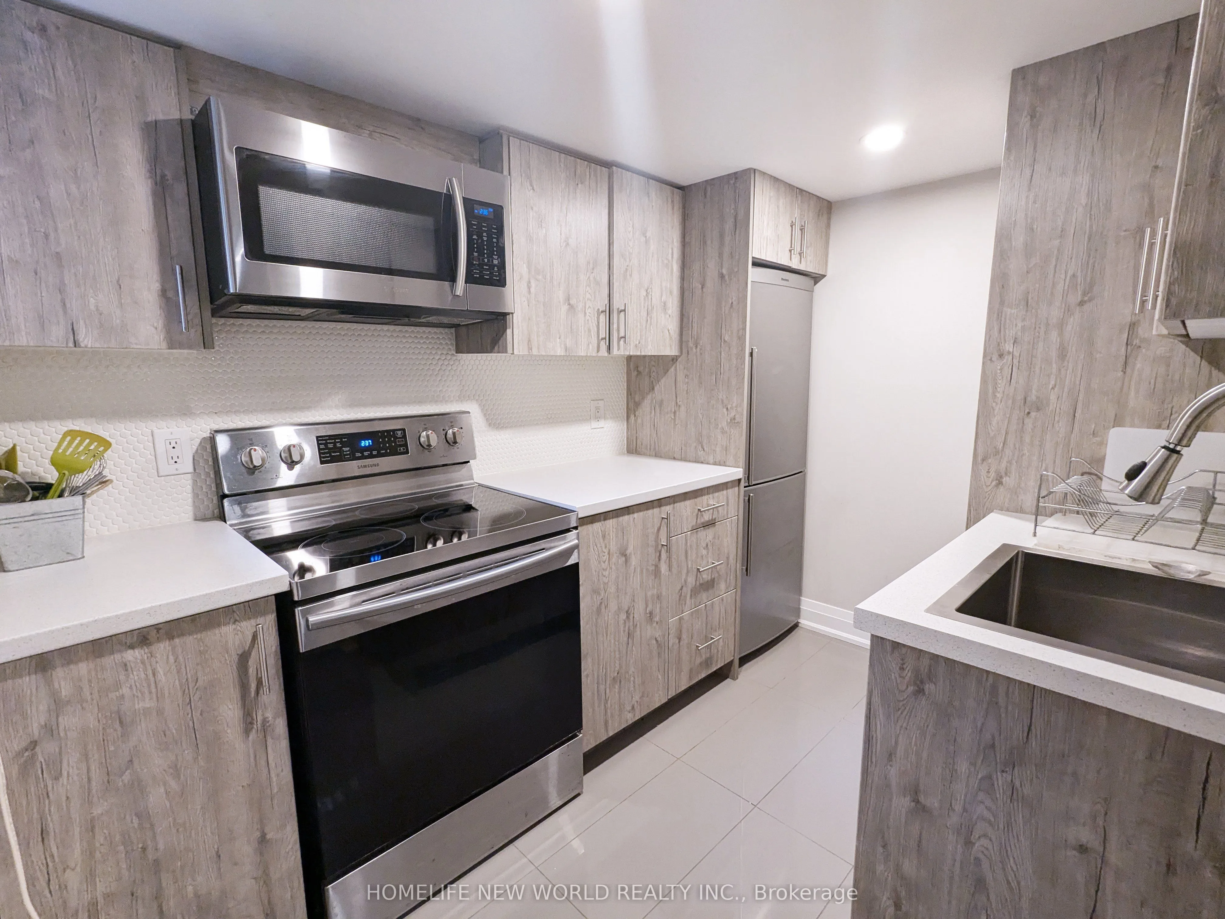 Semi-Detached Home For Lease | C13233672