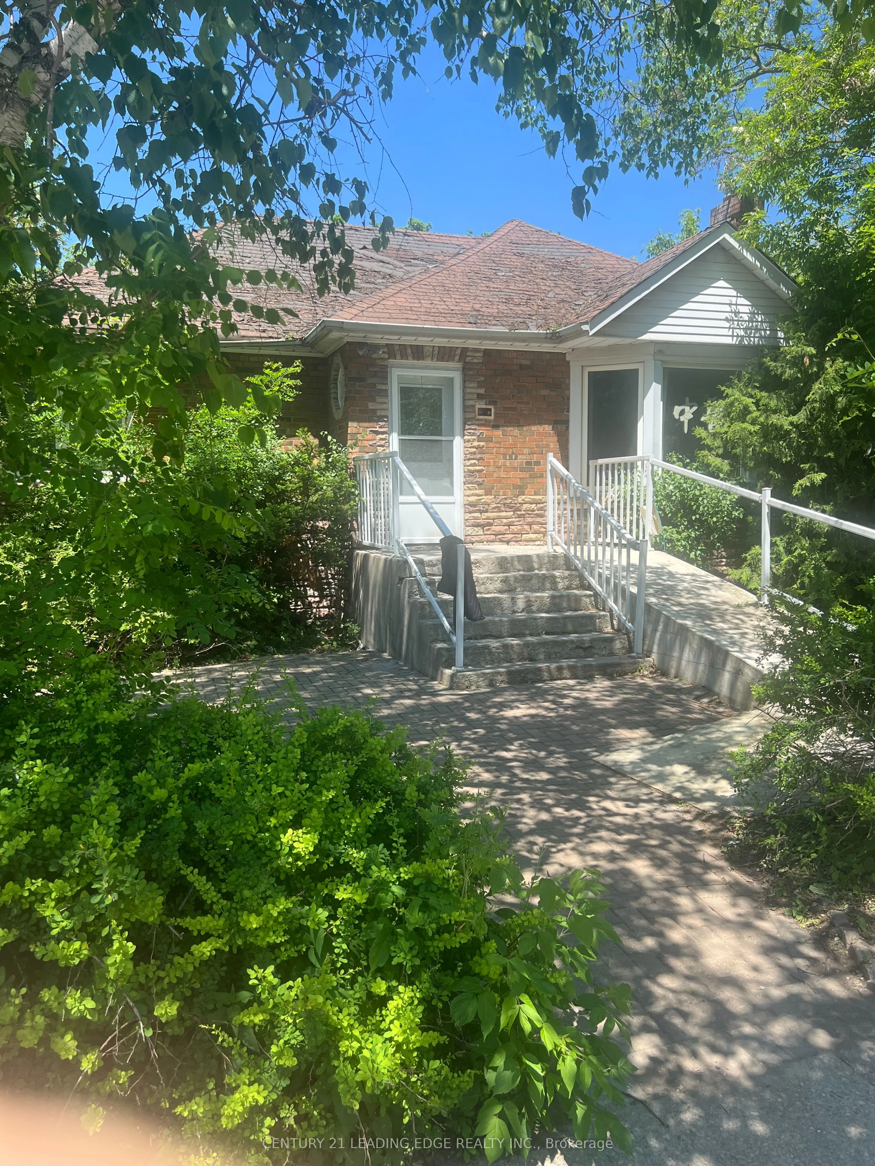 Detached Home For Sale | C13234288
