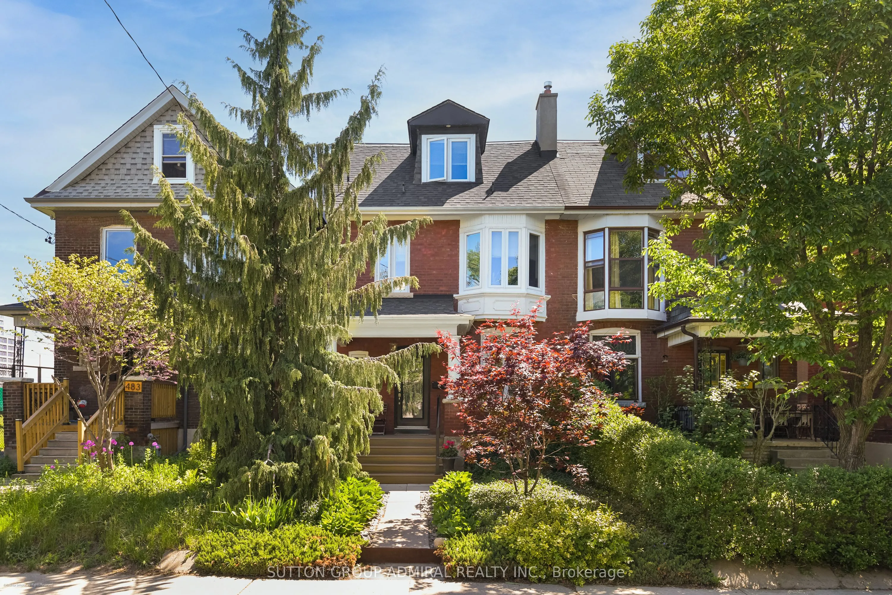 Semi-Detached Home For Lease | C13234406