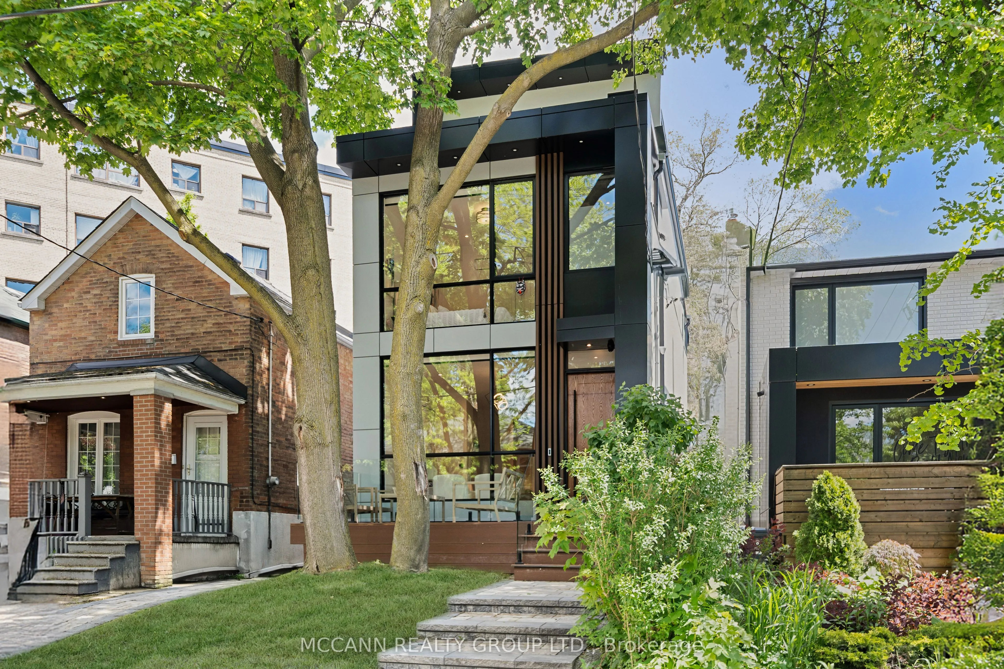 Detached Home For Sale | C13235998