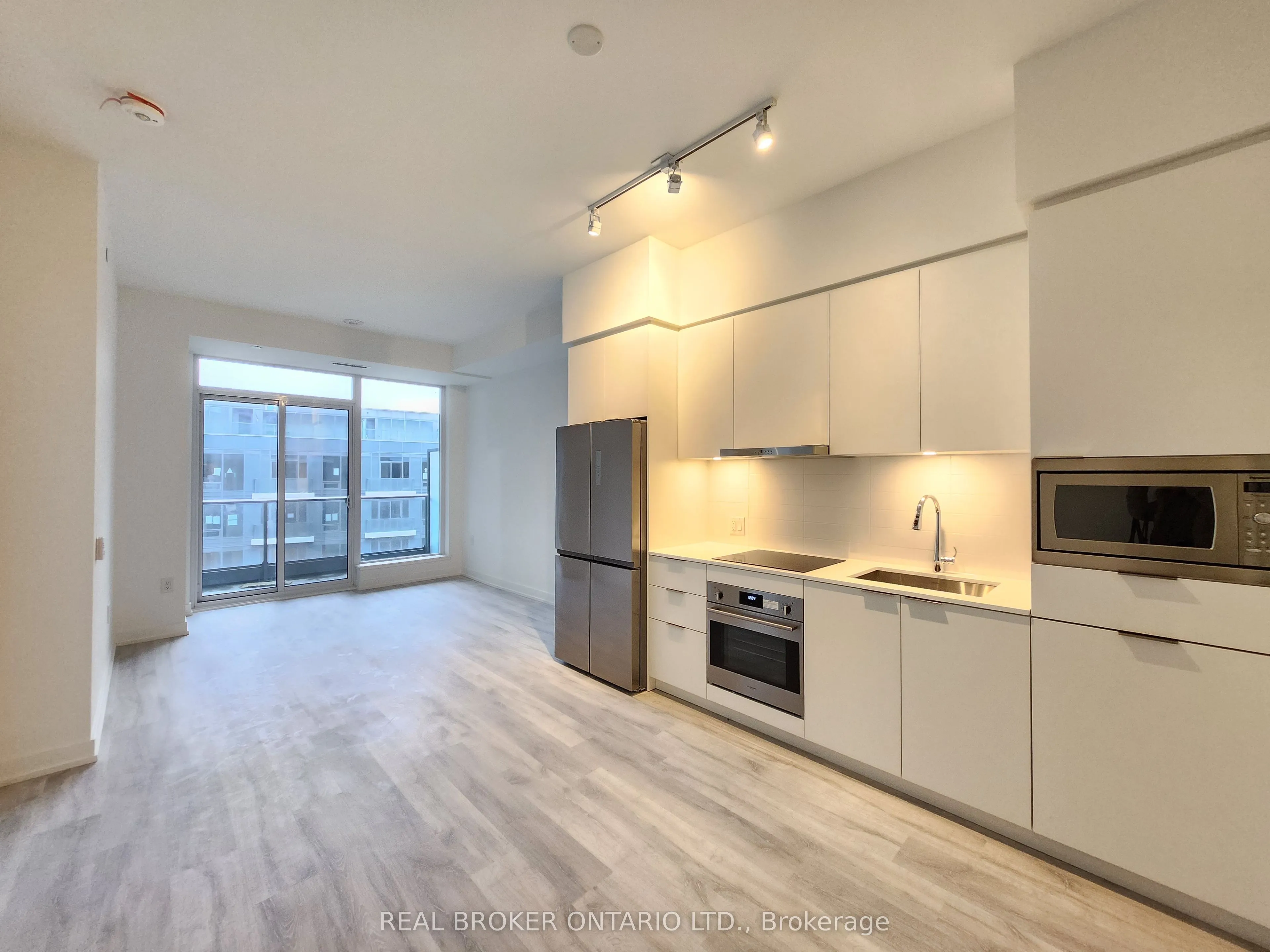 Property For Lease | C13236016