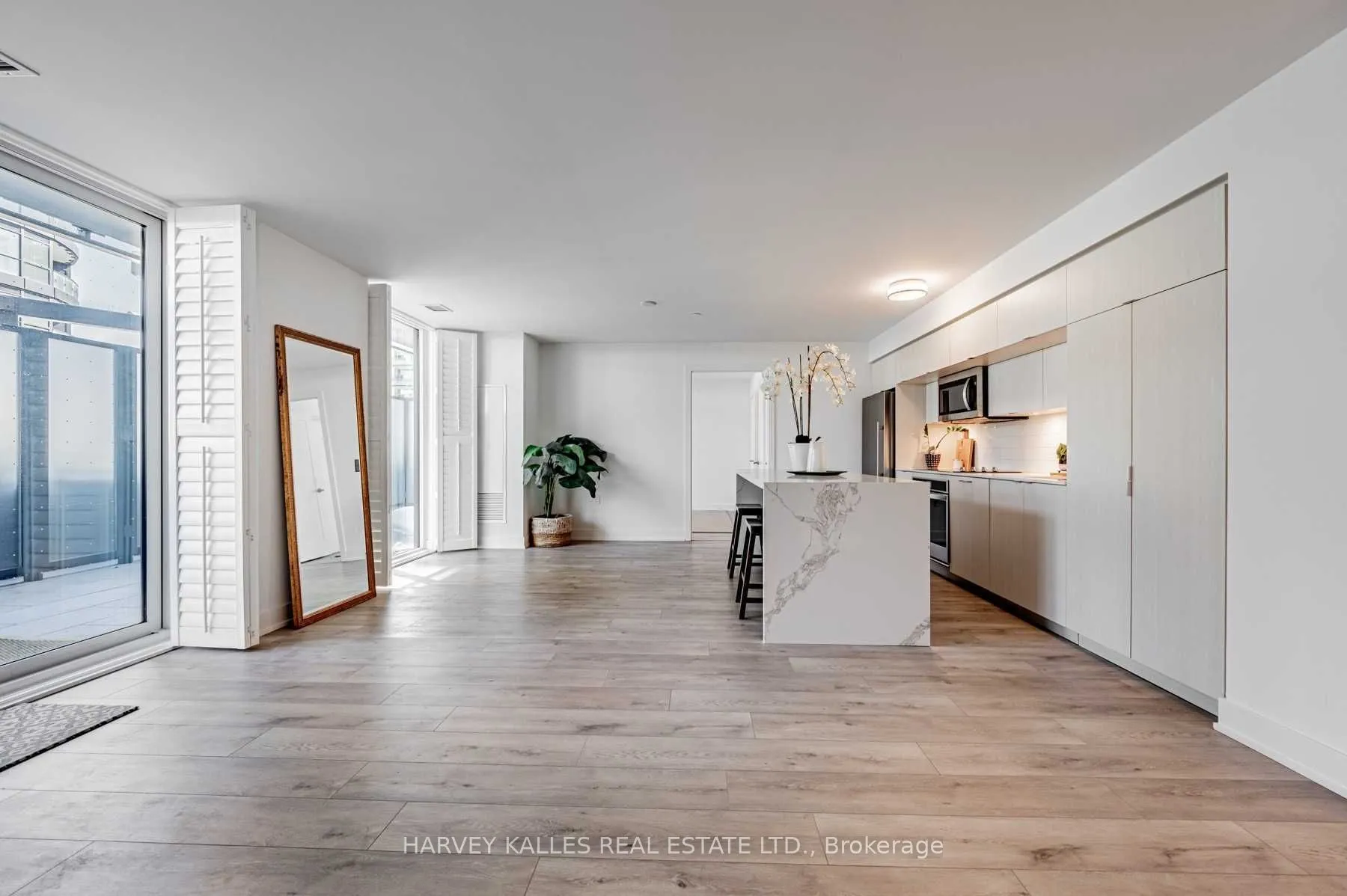 Property For Lease | C13240476