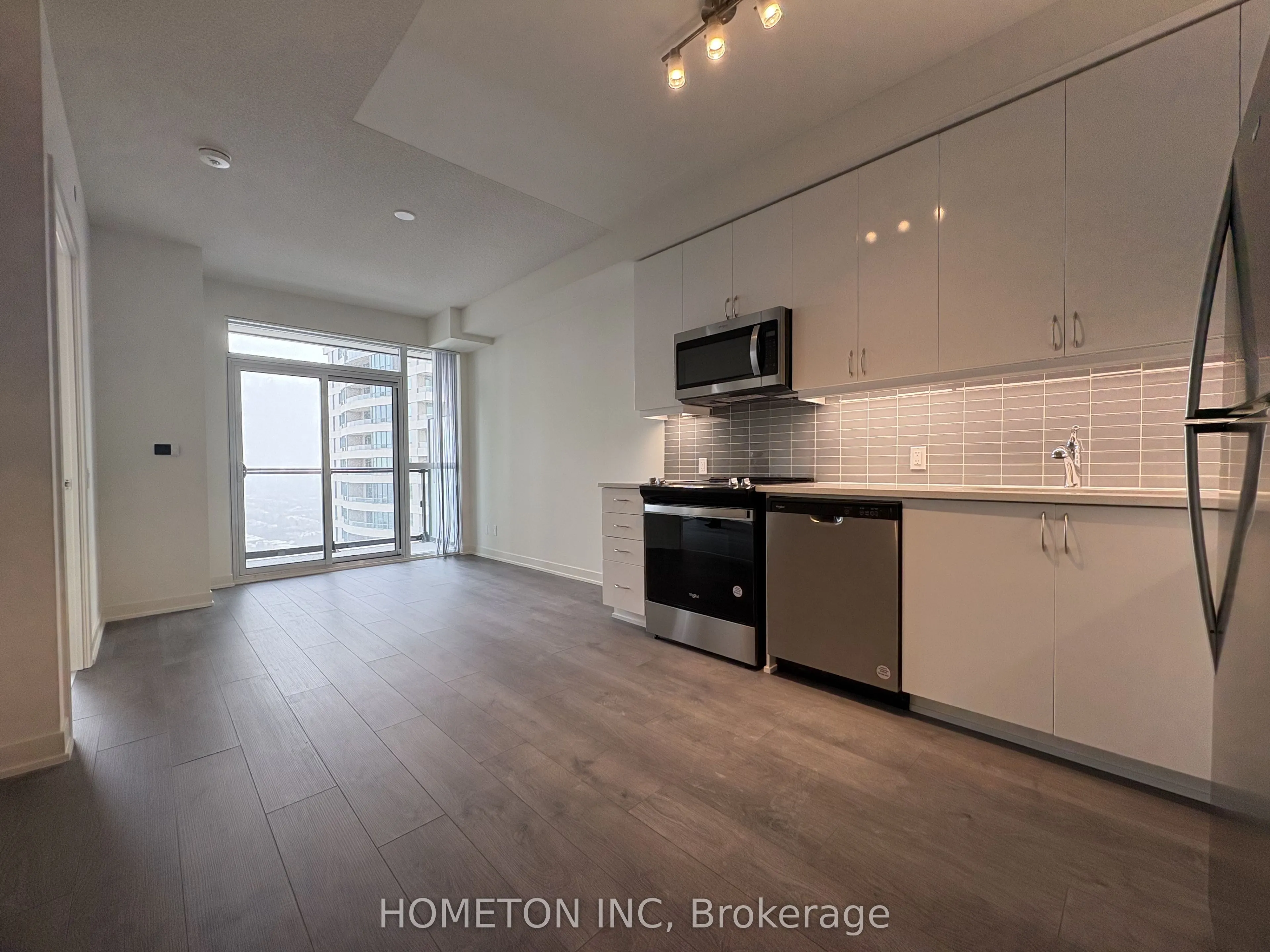 Property For Lease | C13240548
