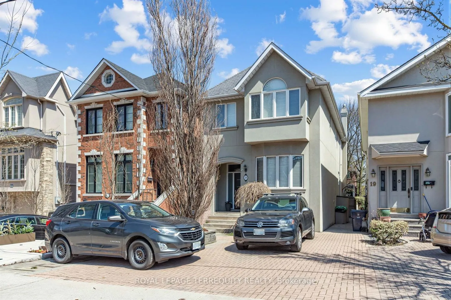 Detached Home For Lease | C13240826