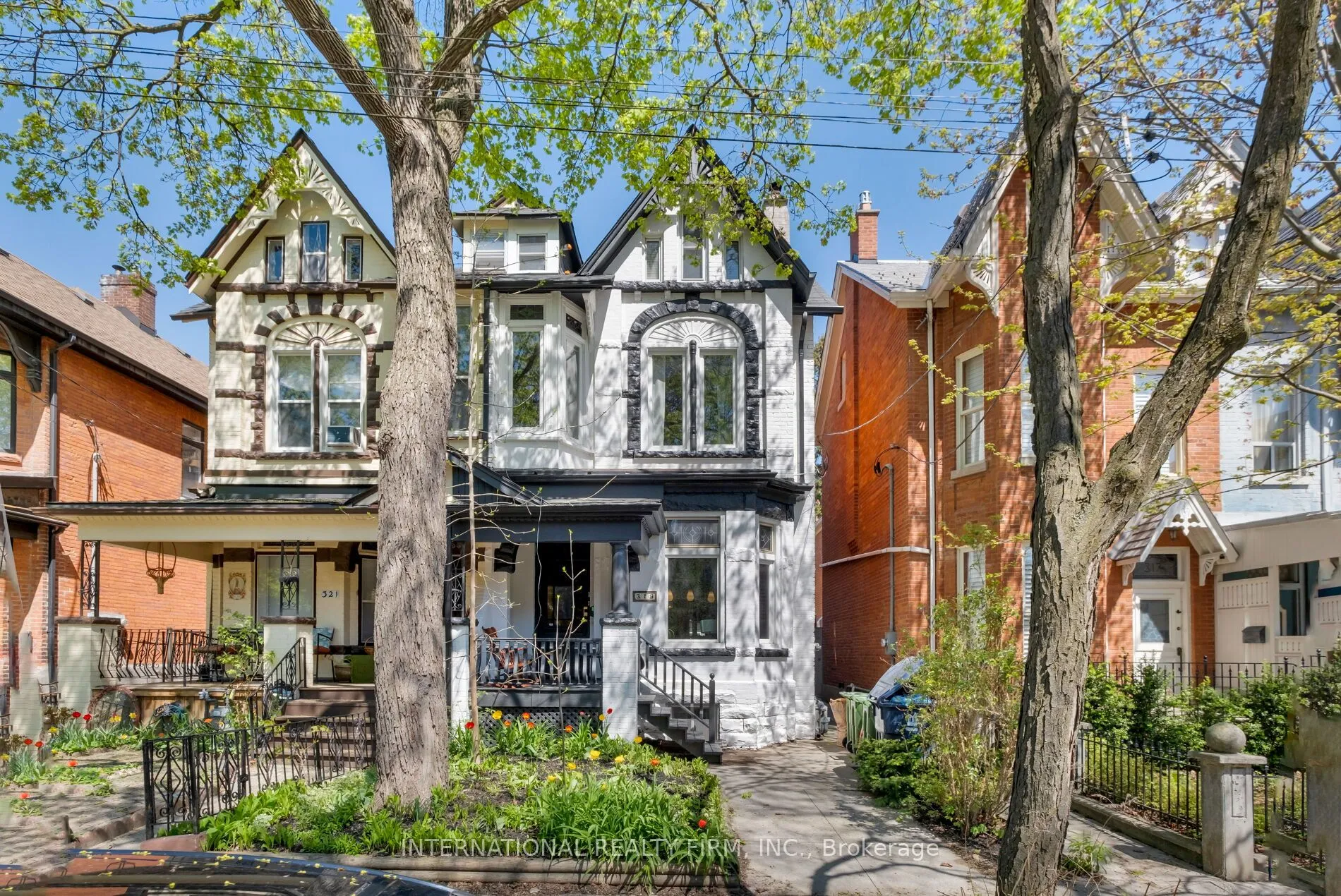 Semi-Detached Home For Lease | C13241344